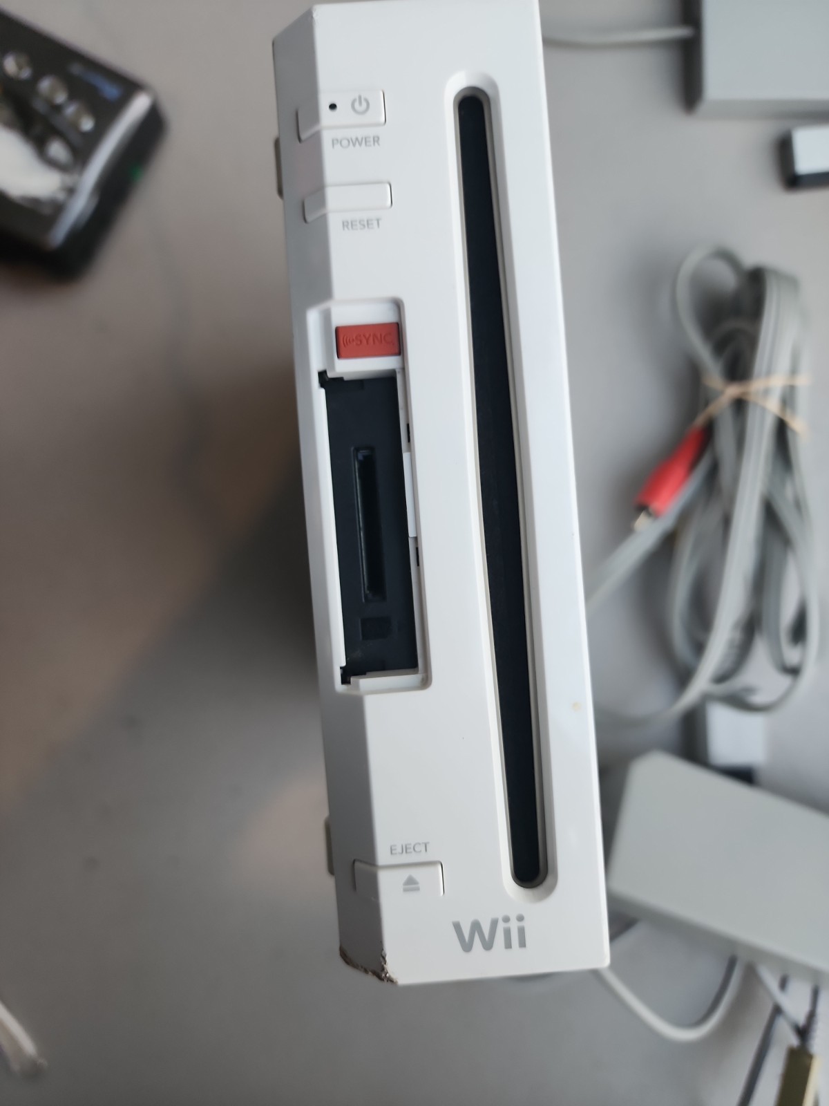 Nintendo Wii Game Console RVL-001 Bundle, USA Version, White