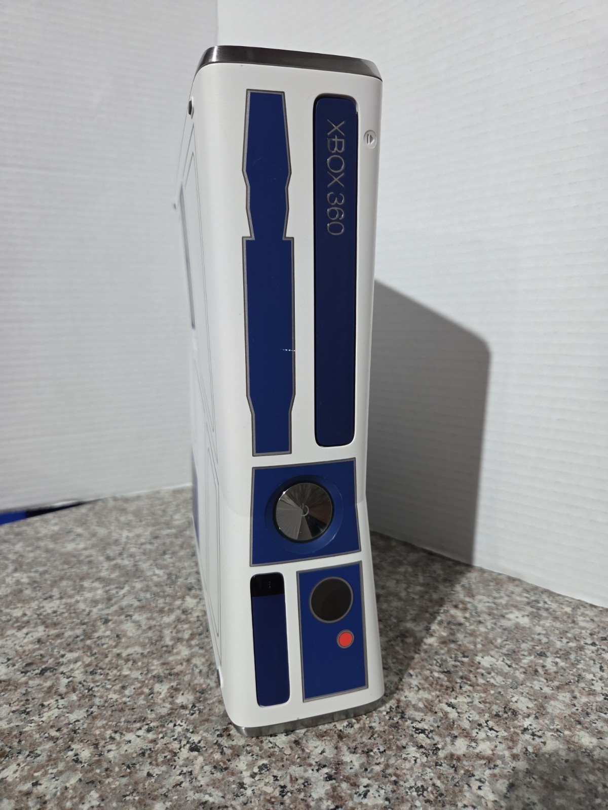 Limited Edition Xbox 360 Star Wars Kinect 320 GB R2D2 Console Only Read