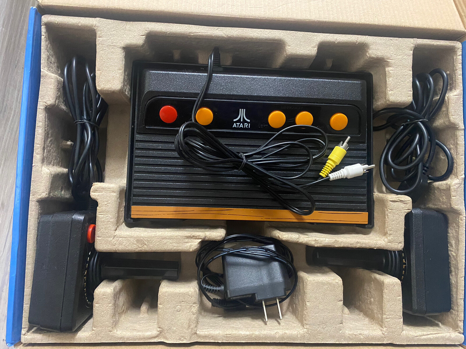 Atari Flashback 64 Special Edition Console w/ Box & 64 Built-in Games