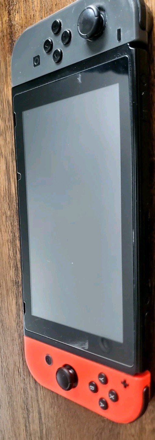 Nintendo Switch HAC-001(-01) One Bundle – Works!