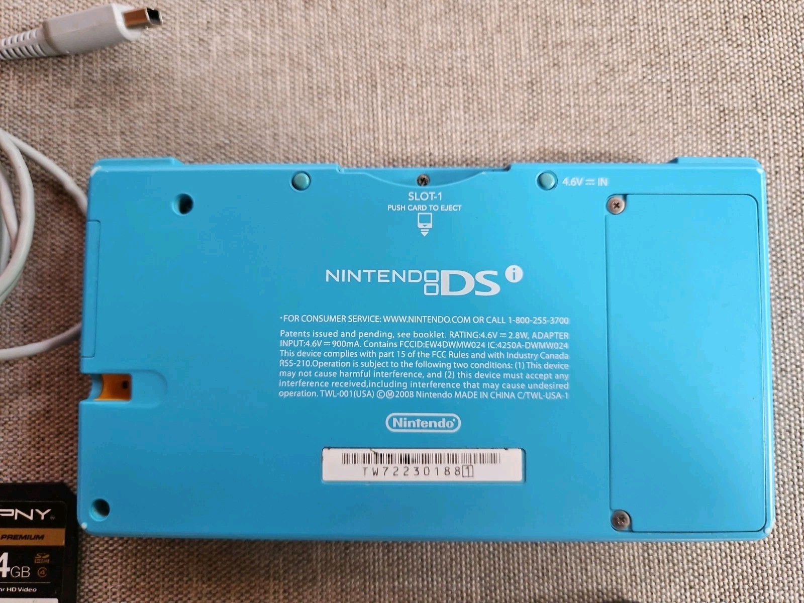 Nintendo DSi Blue Console W/Stylus, Charger,3games,2memory SDcards. Tested Works