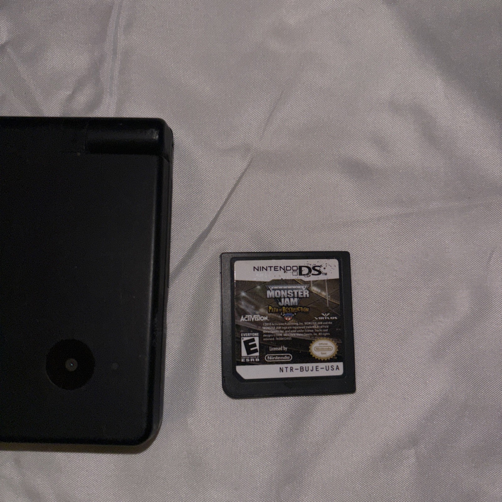 Nintendo DS 2GB Handheld System – Black