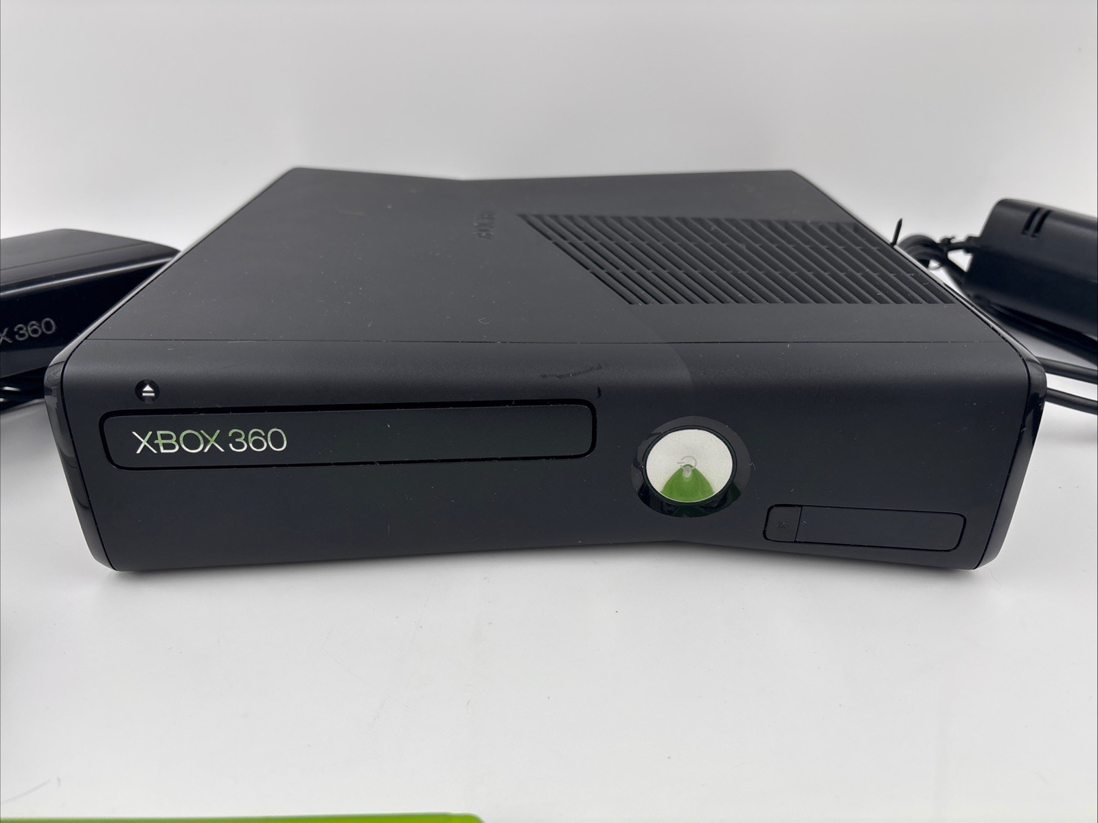 TESTED Microsoft Xbox 360 S Slim 250GB Console Bundle Kinect 2 Games Microphones