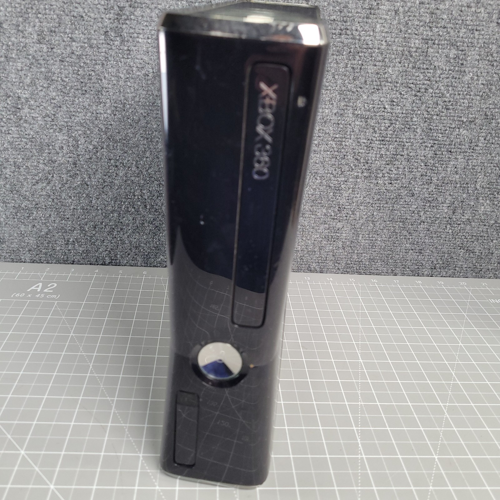 Microsoft Xbox 360 S Console Only #1439 No Hard Drive or Controllers