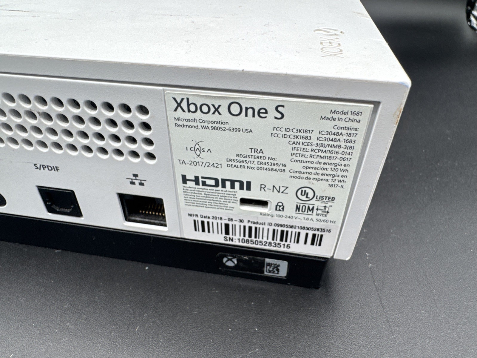 Microsoft Xbox One S 1TB Console – White & game Only