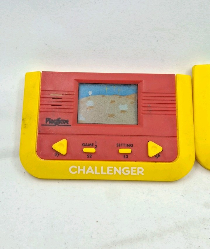 2 Vintage Playtime Handheld Games 1988 Tennis and Challenger