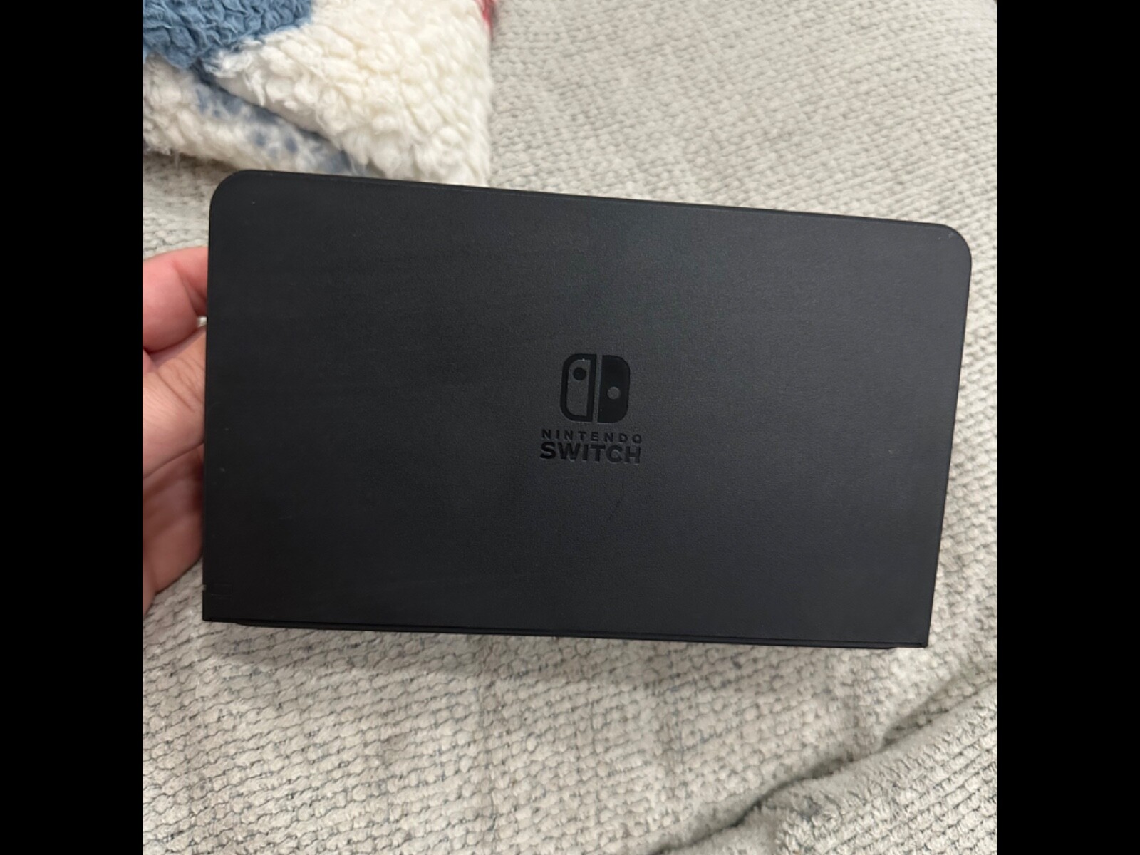 Barley used Nintendo Switch OLED Model-64GB Red/Blue with many games,accessories