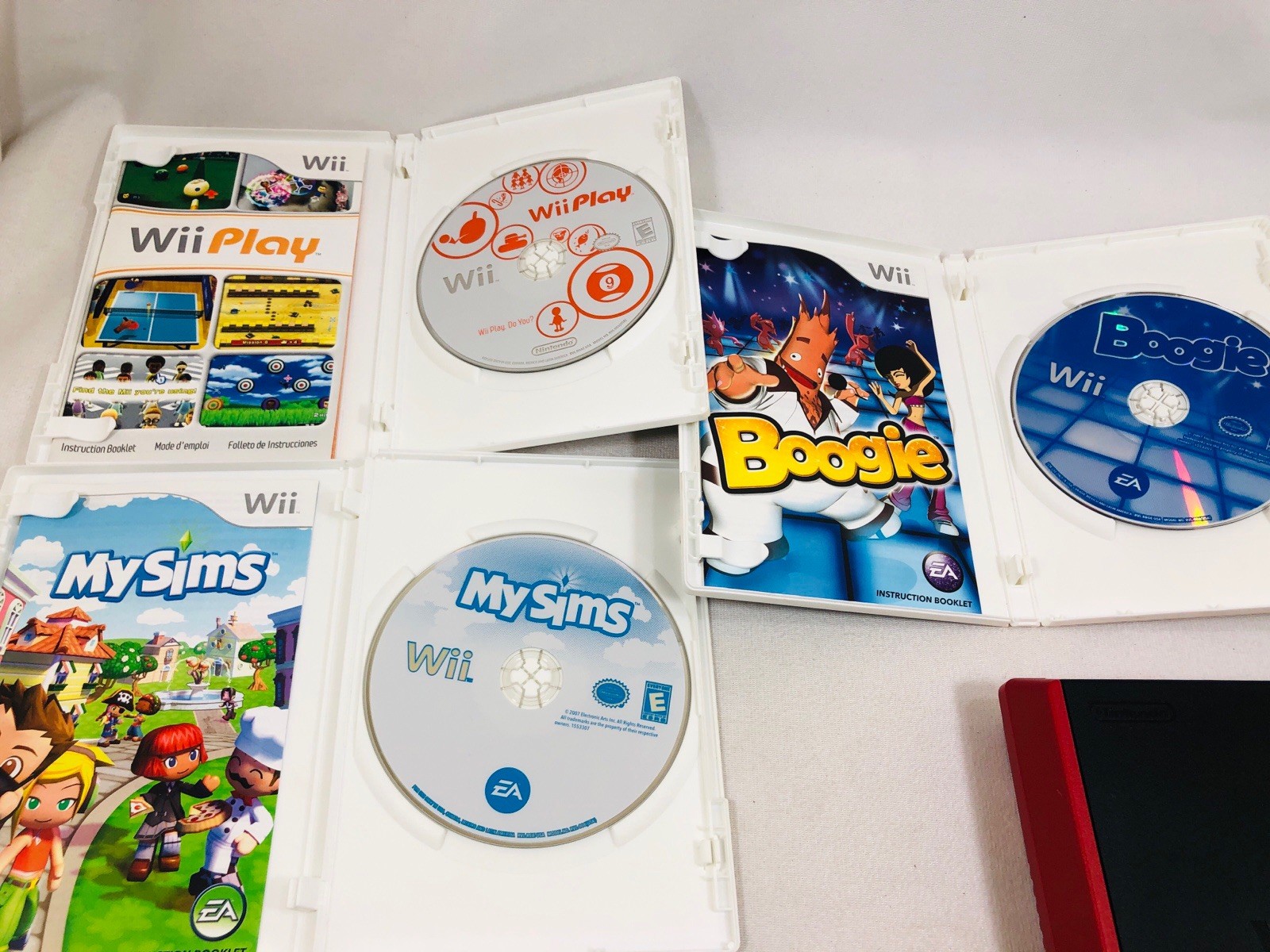 Nintendo Wii RVL-201 Mini Red + 3 Games Cords & Controller Tested Working Read