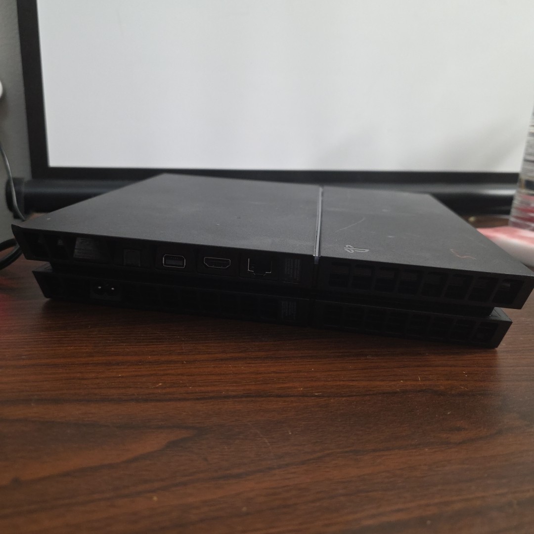Sony PlayStation 4 PS4 500GB Console CUH-1215A Console Only Tested Works 4.71