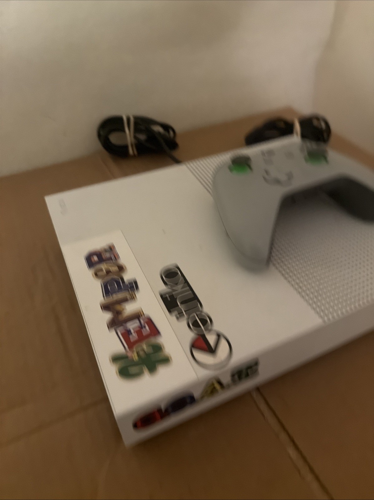 Microsoft Xbox One S 1TB Console Gaming System White 1681 w/ Controller & Cables