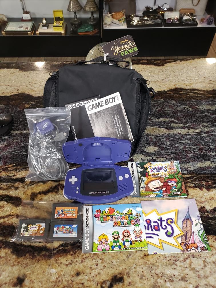 NINTENDO GAME BOY ADVANCE PURPLE HANDHELD CONSOLE AGB-001 BATTERY POWERED & GAME