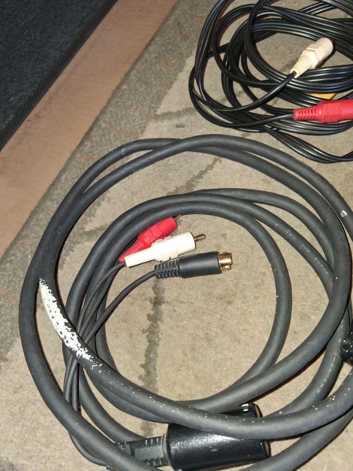 Vintage ✨️ Used PWR Cords,Cables,Hdmi,RCA,Sony Playstation 2 Cables ,All In PICS