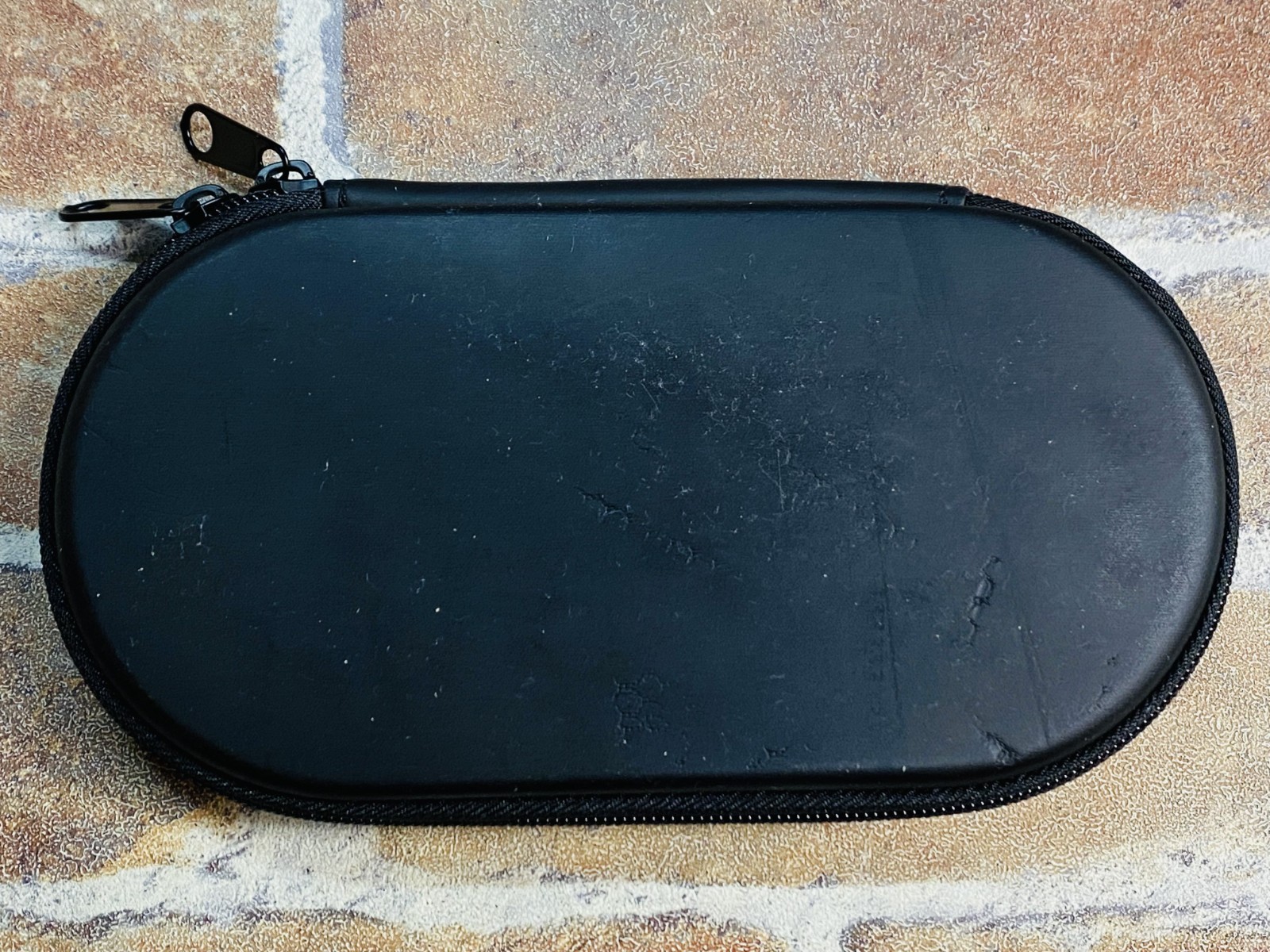 PS Vita PCH-1100 Crystal Black SONY Playstation 8GB Charger Mobile Case Ex DDP