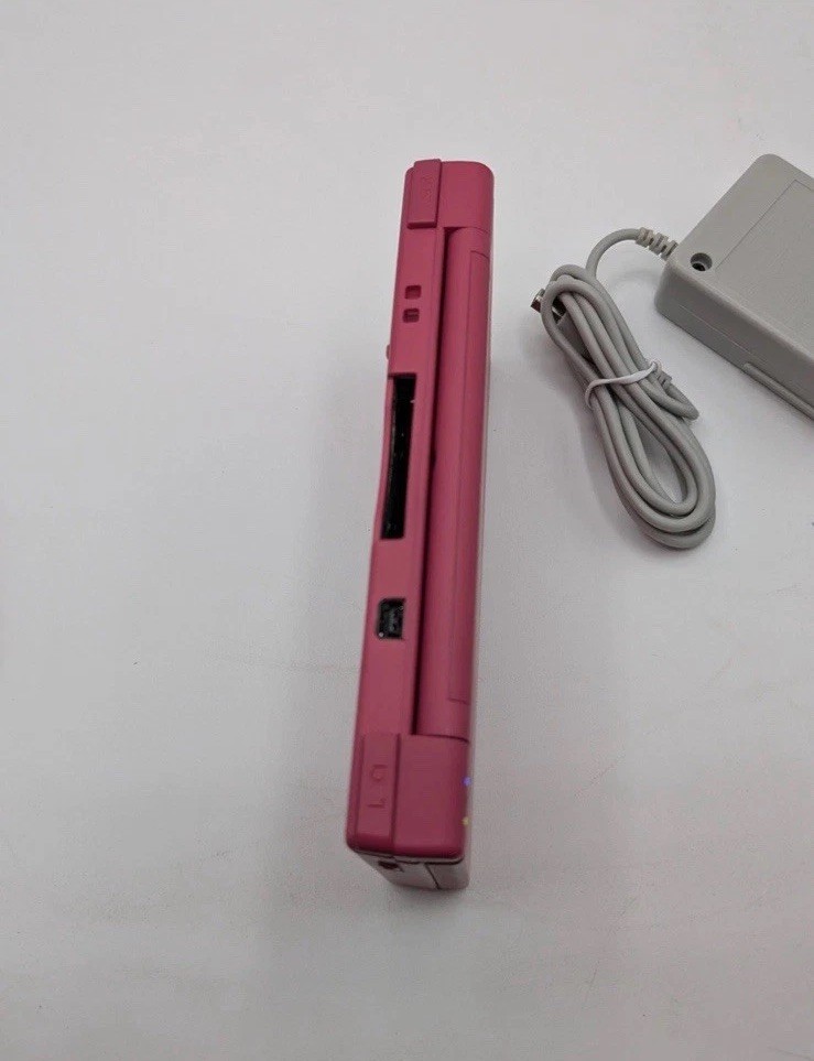 Nintendo DSi Hot Pink Console Bundle w/ Charger & 16GB SD Card