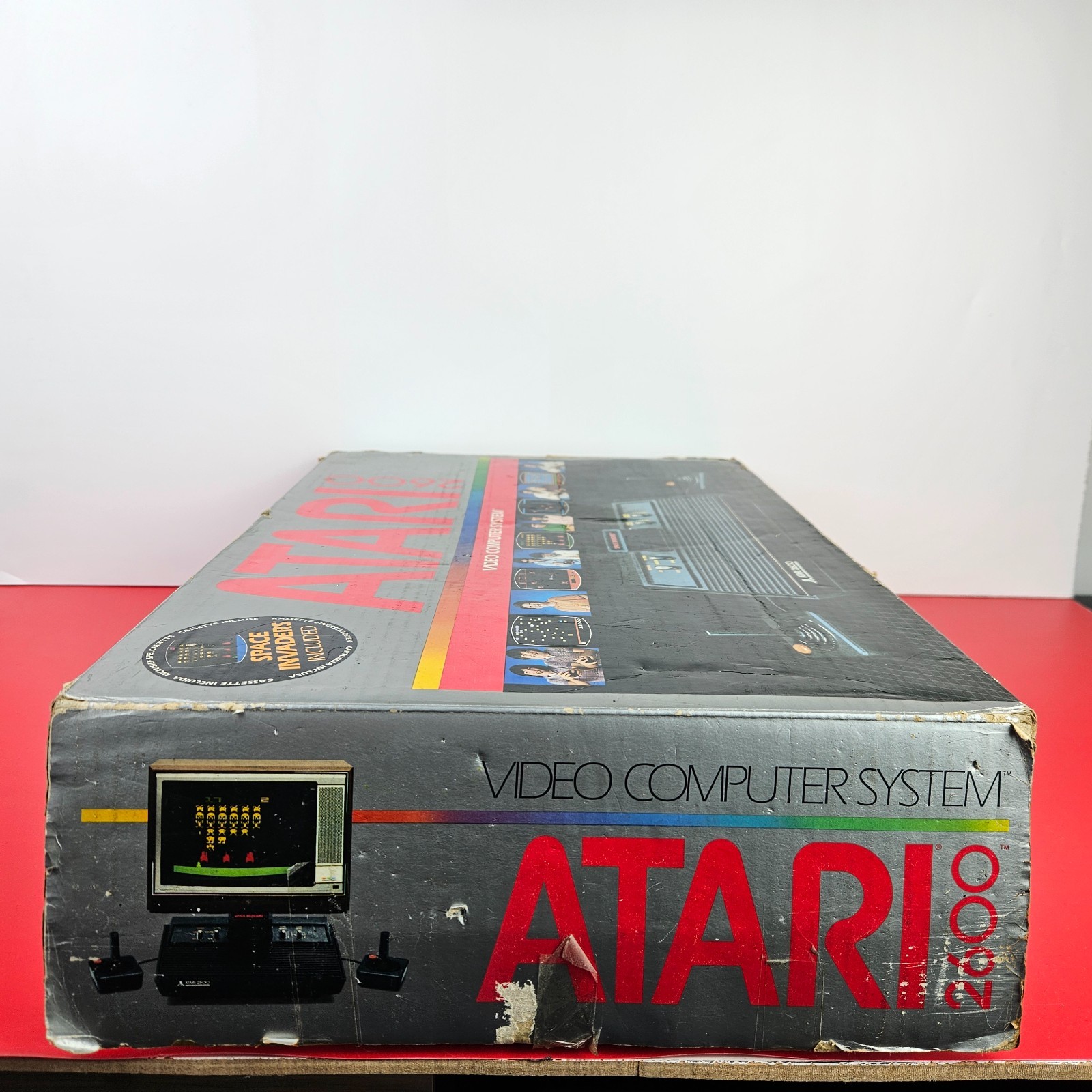 Atari 2600 “Darth Vader” VCS Console Box, Space Invaders, 2 Joysticks COMPLETE