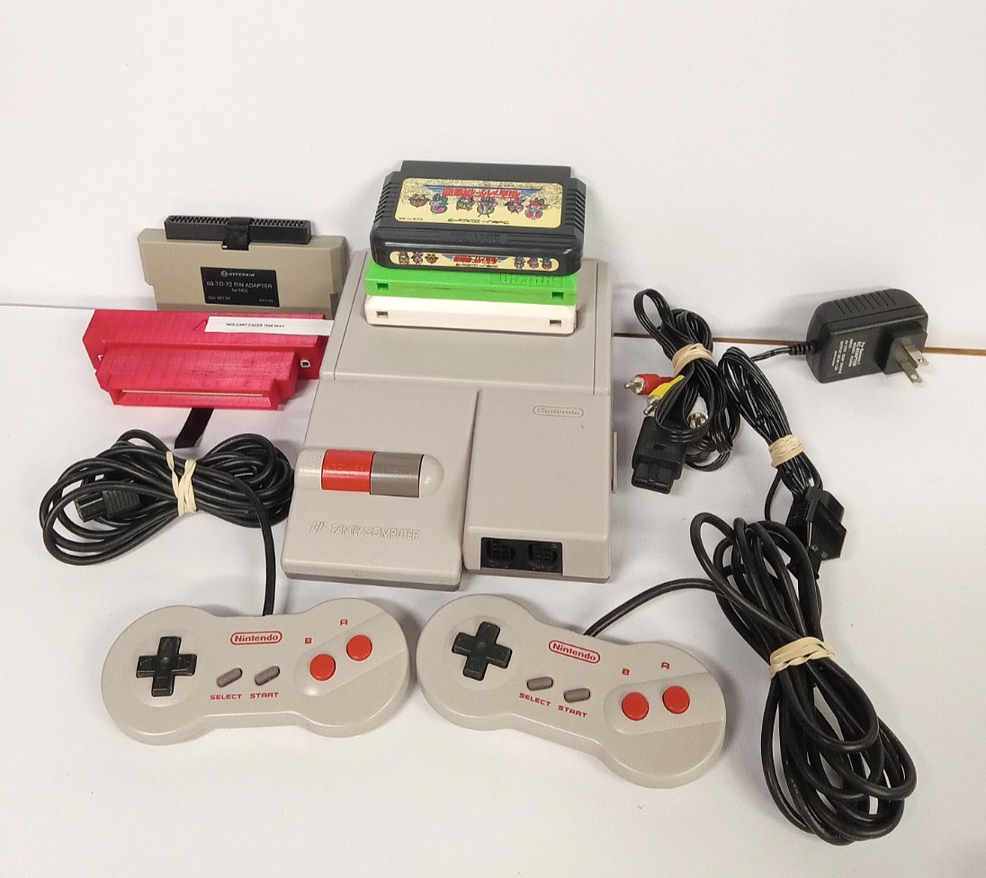 Nintendo Famicom Family Computer Toploader AV-Out Converted Console Bundle