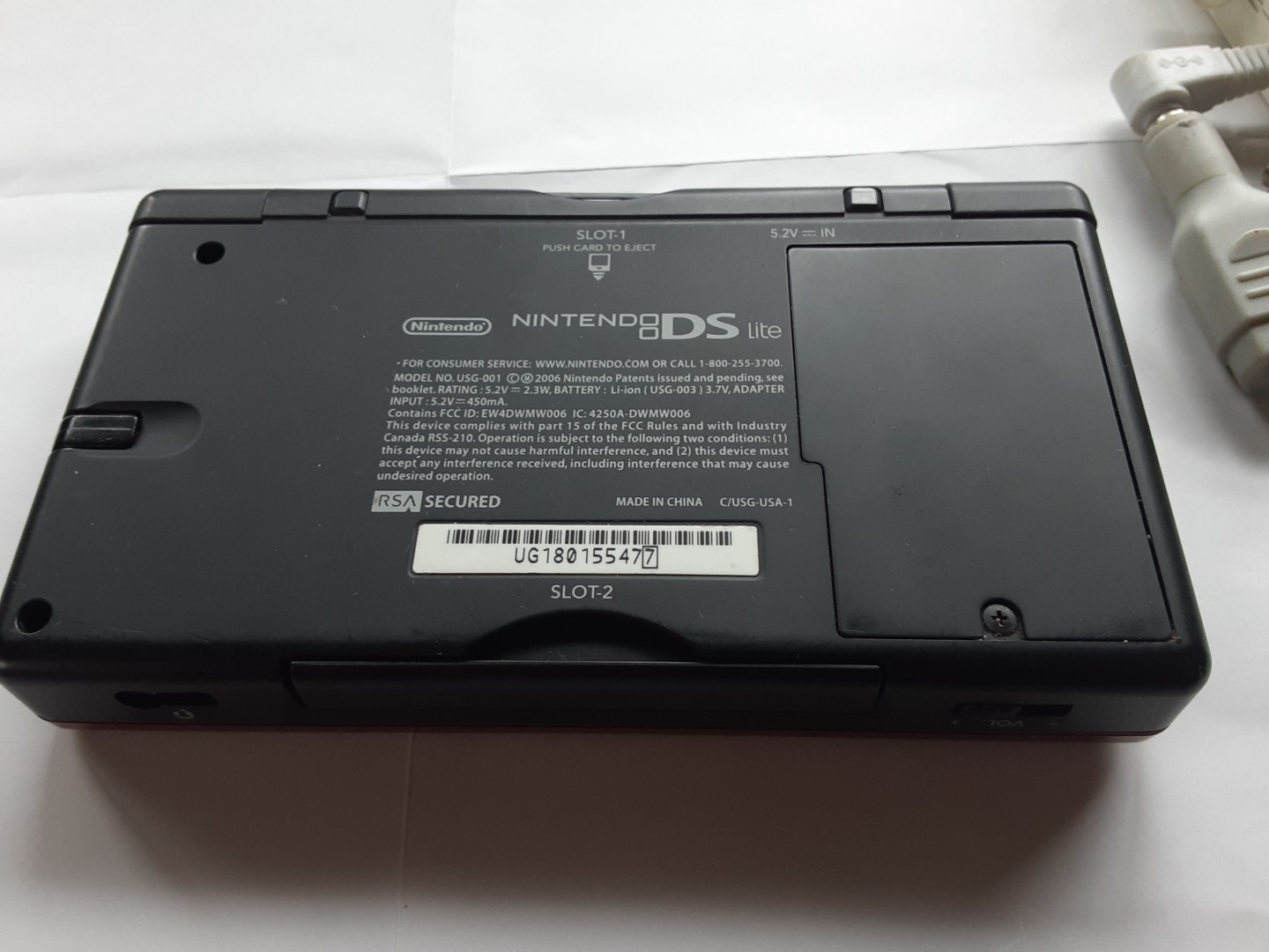 Nintendo DS Lite Crimson Handheld System – Red/Black With Charger And 1 Game