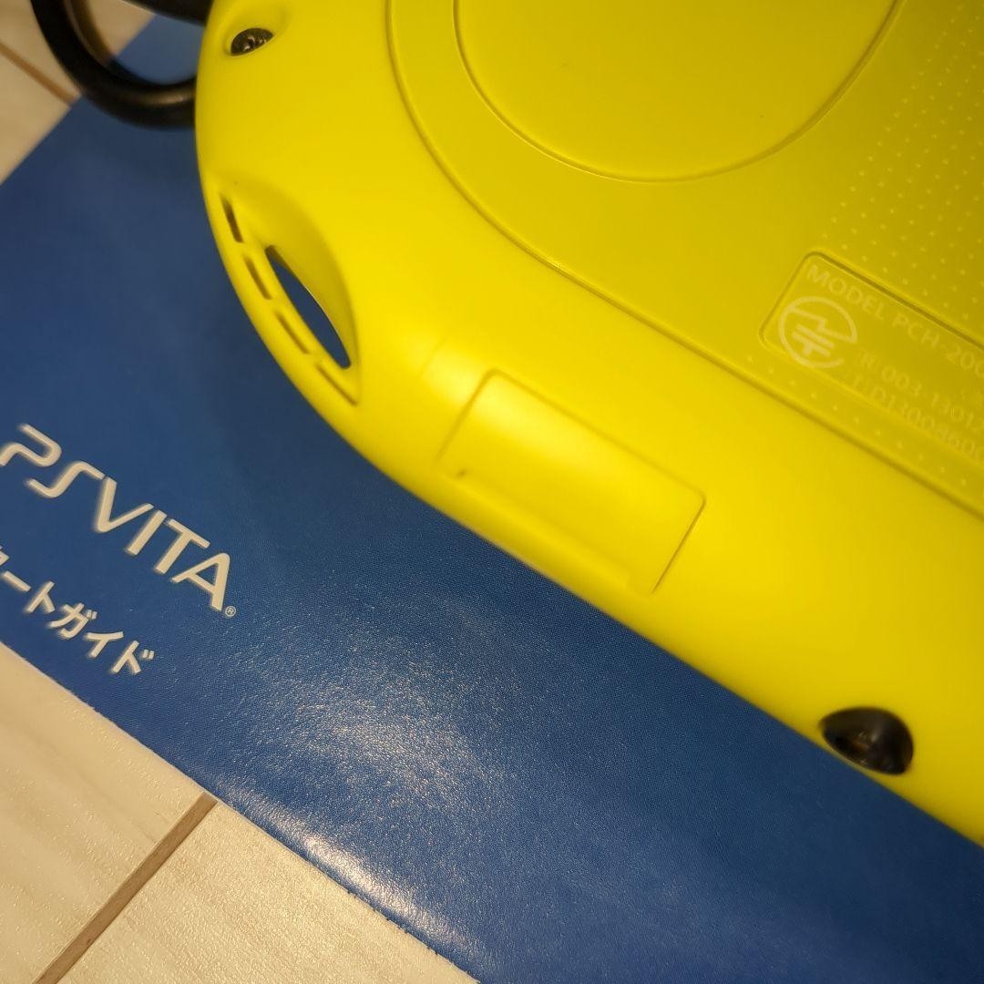 Sony PlayStation Vita PCH-2000 ZA13 Lime Green / White Console Tested Fully Work