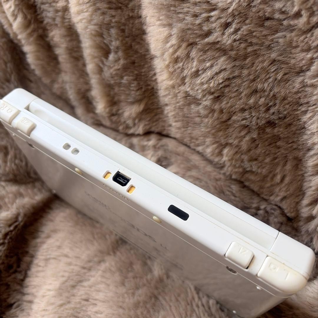 3DS/2DS/DS New Nintendo 3Dsll White Upper And Lower Ips Lcd With Original Japan