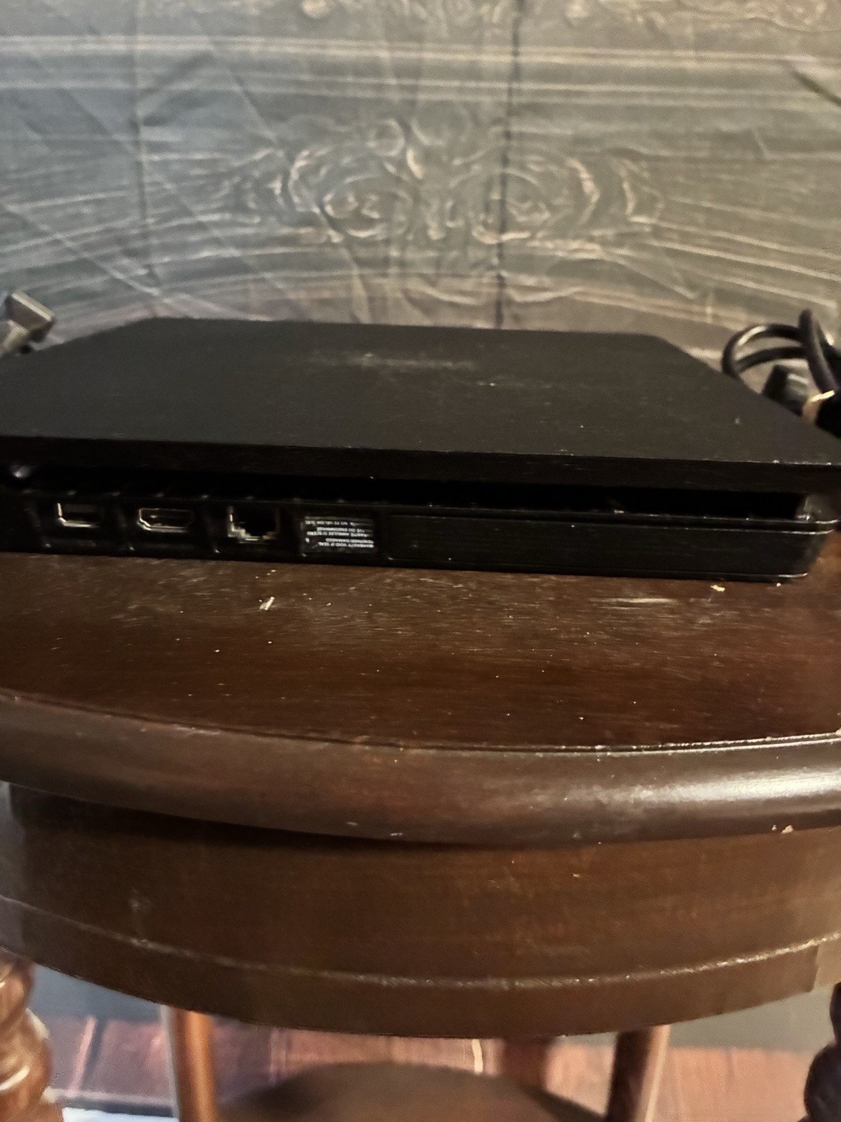 PS4 SLIM 1-TB Firmware Updated