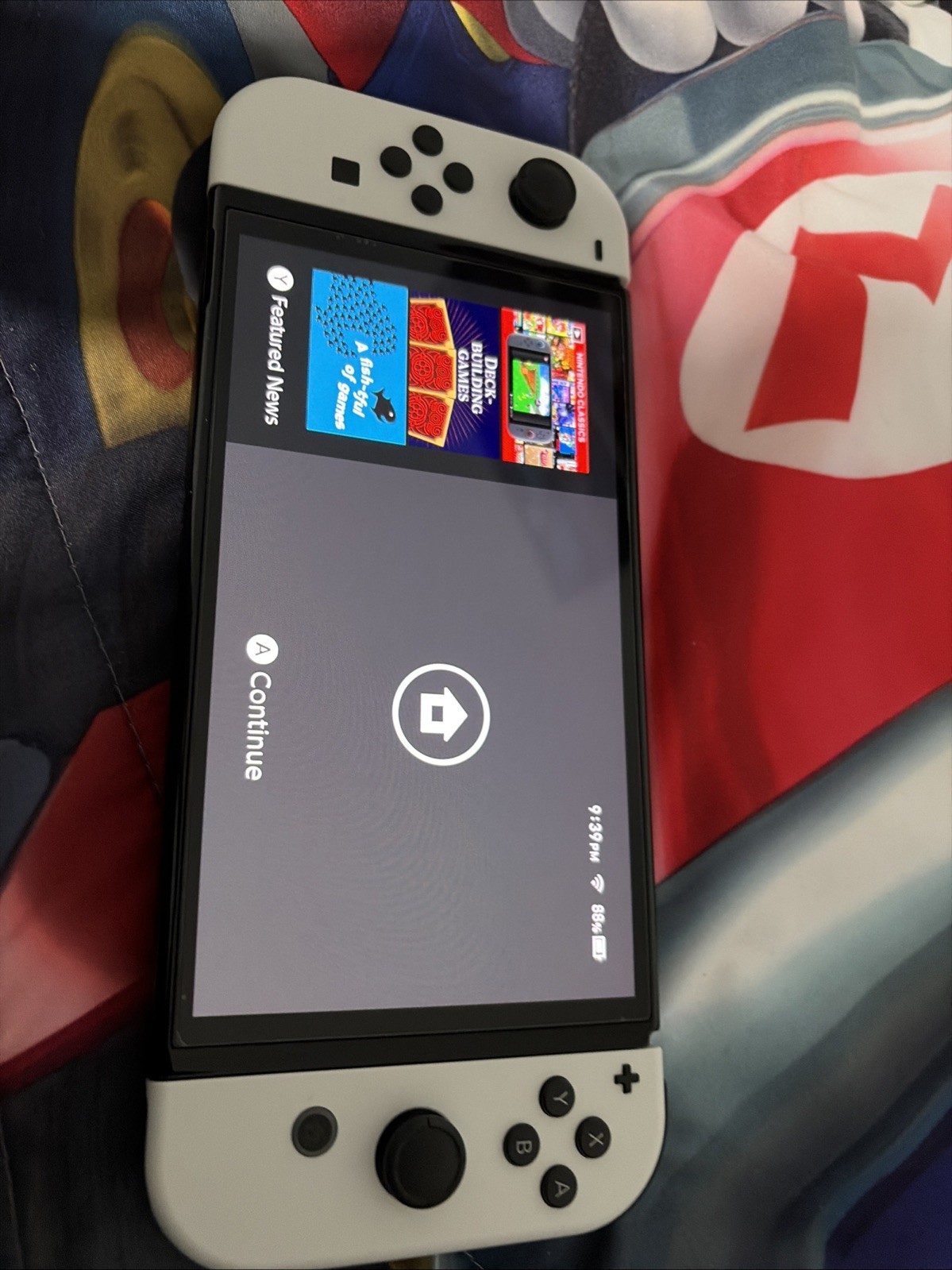 Nintendo Switch OLED Model – 64GB/White (+2 Controllers)