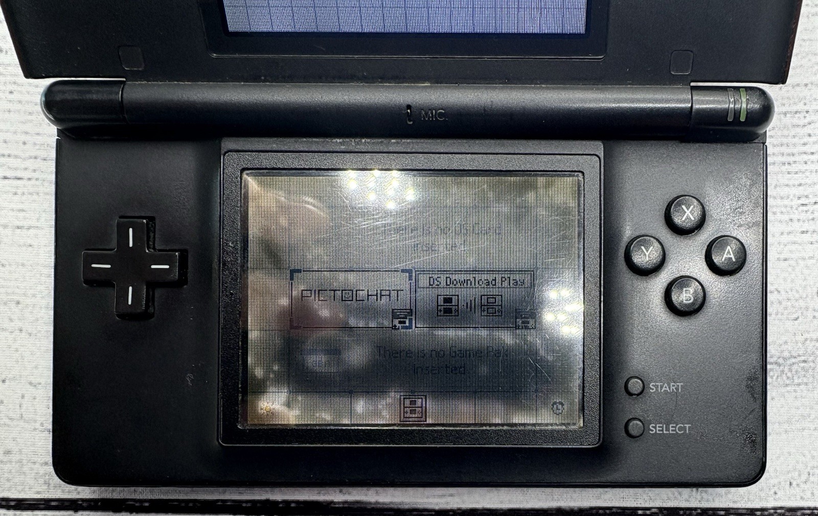 Nintendo DS Lite Crimson – Red/Black Crimson Bottom SCREEN ISSUE