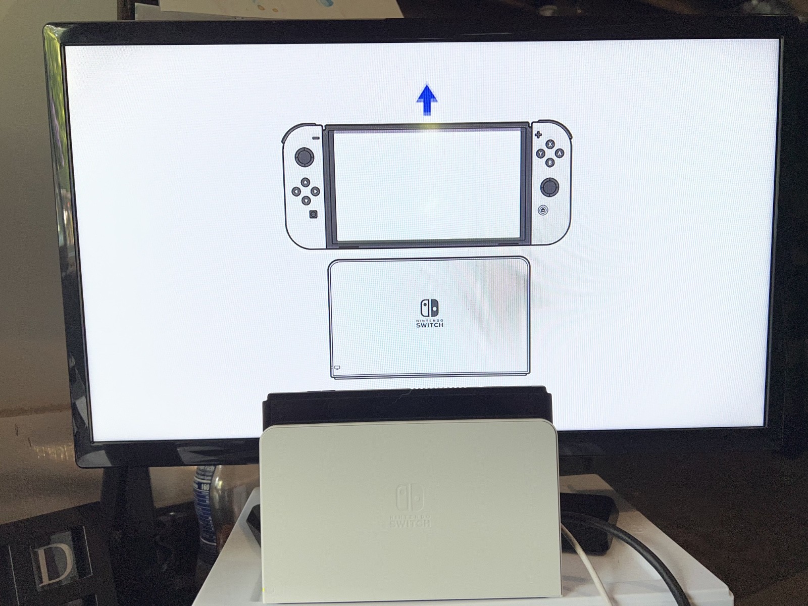 Nintendo Switch OLED Model HEG-001 Handheld Console – 64GB – White.