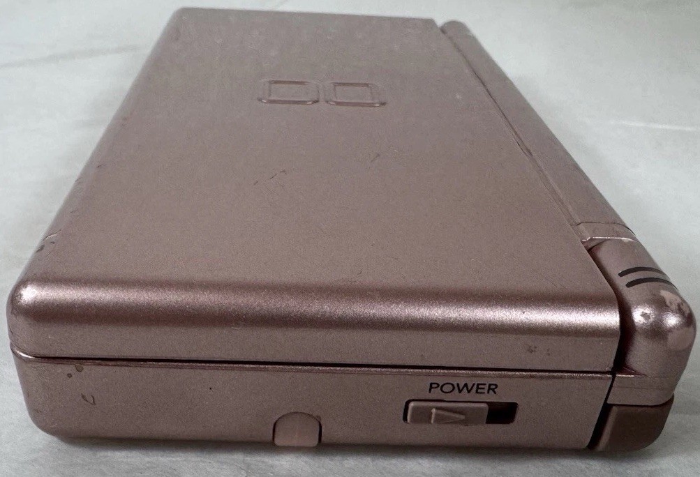 Nintendo DS Lite Metallic Rose Pink Charger GBA Dust Cover Stylus