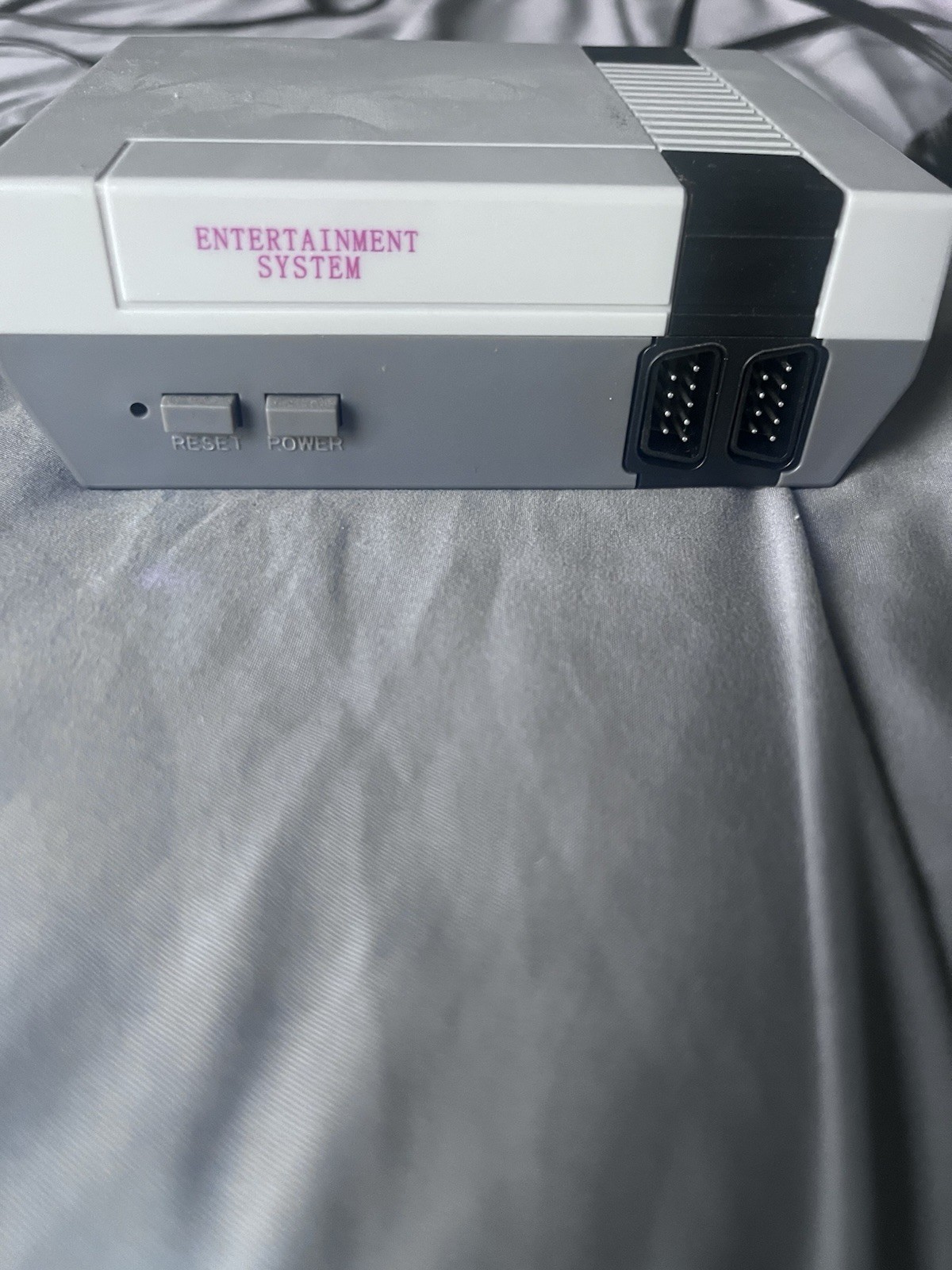 Nintendo NES Entertainment System Microconsole 512MB w/ 2 Controllers AV & AC