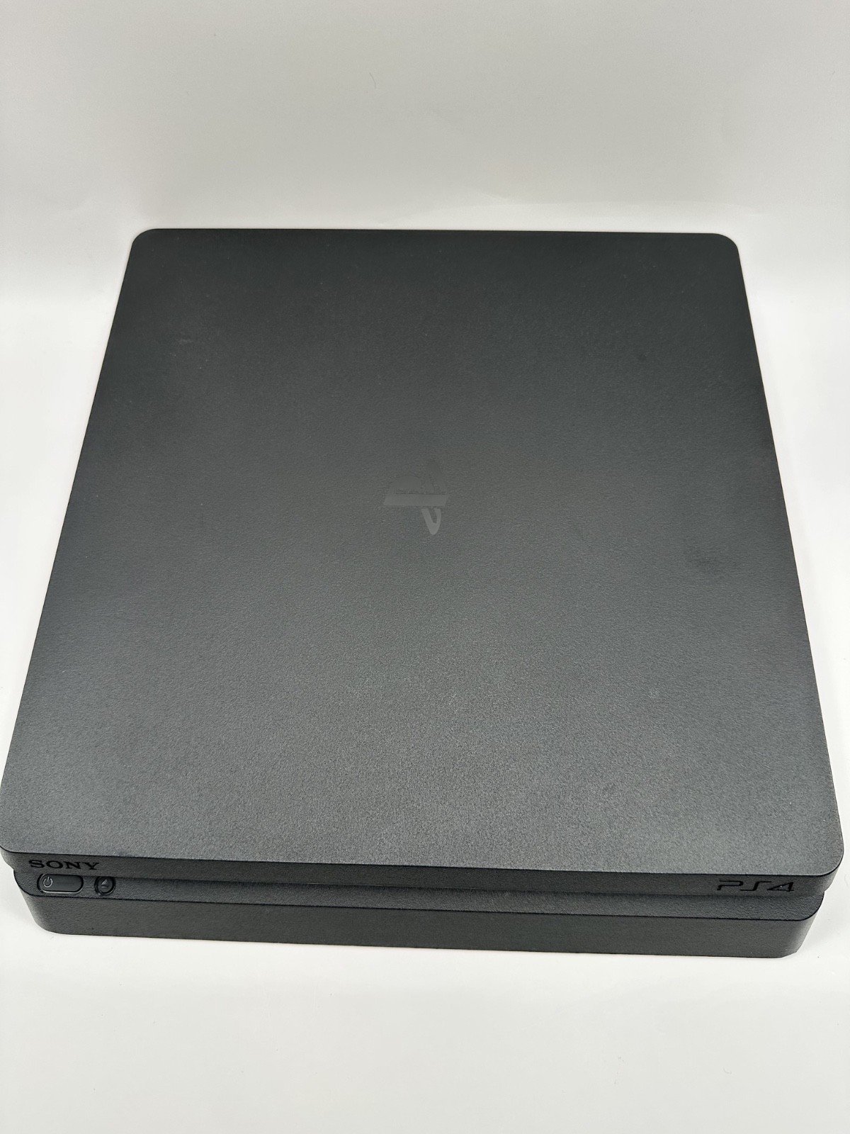 Sony PlayStation 4 Slim 500GB-CUH-2215B-Cleaned-Tested-2 Games-Controller