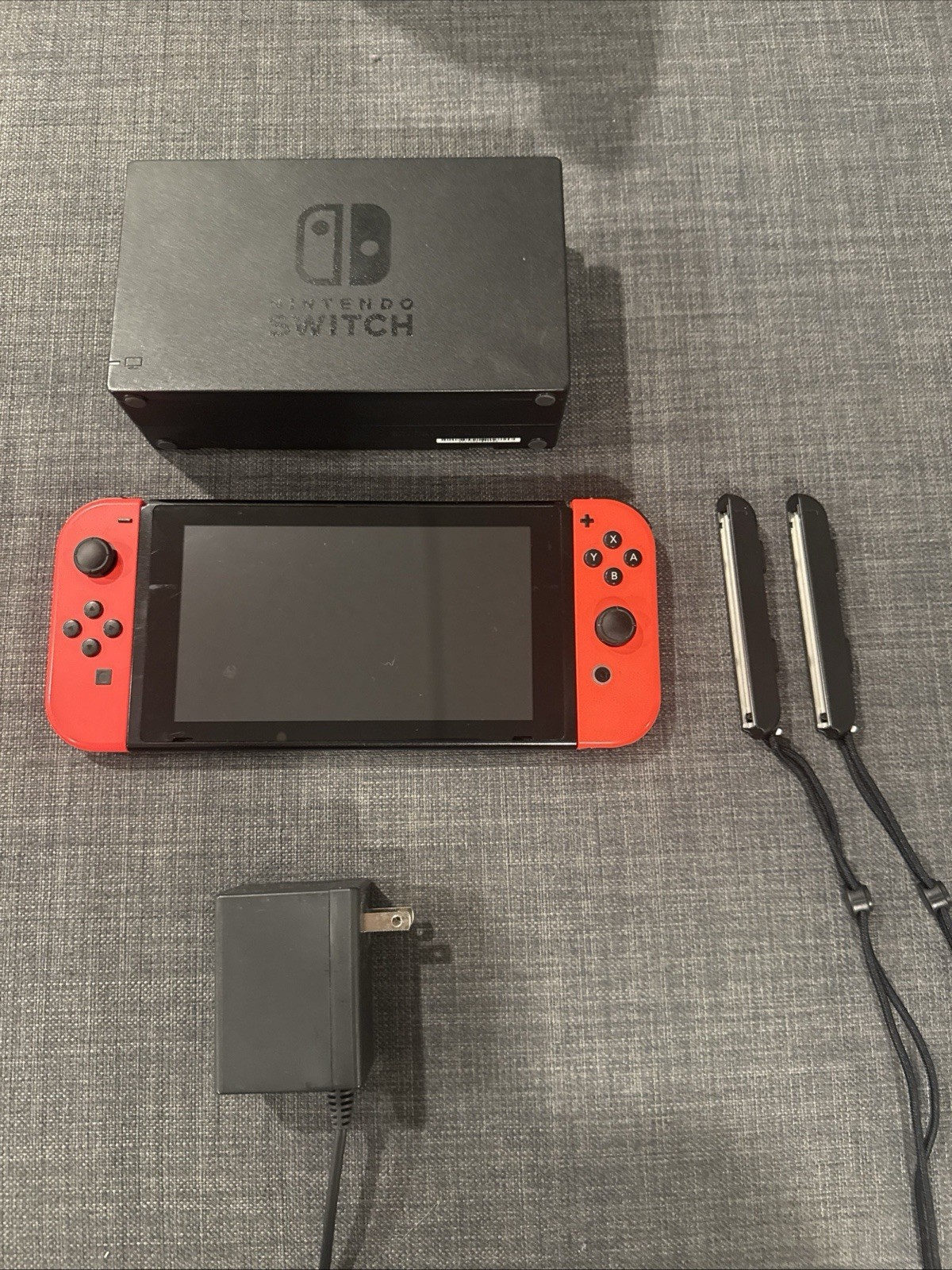 Nintendo Switch v1.0 HAC-001, Low Serial Number. Working Joycons, Full Bundle