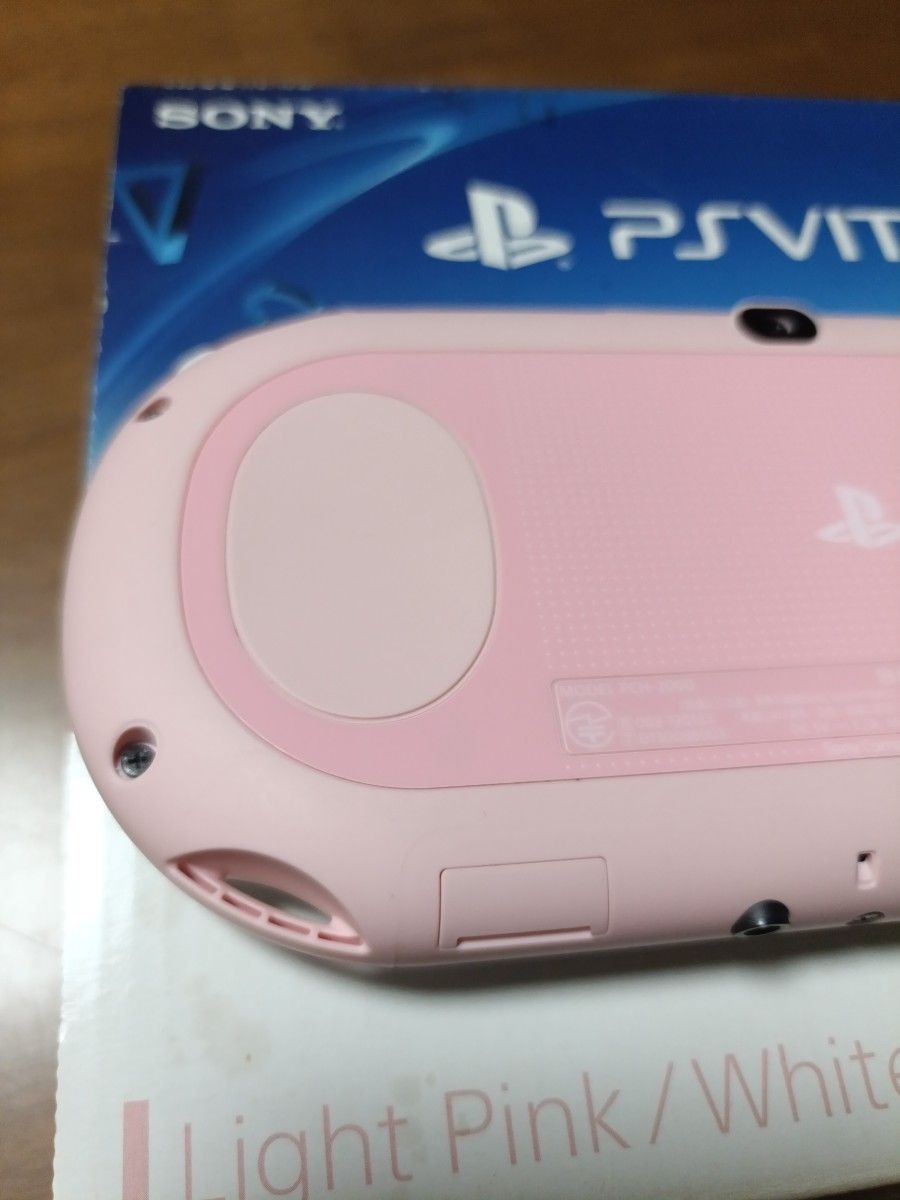 Excellent PS Vita PCH-2000 Sony PlayStation White/Pink Boxed