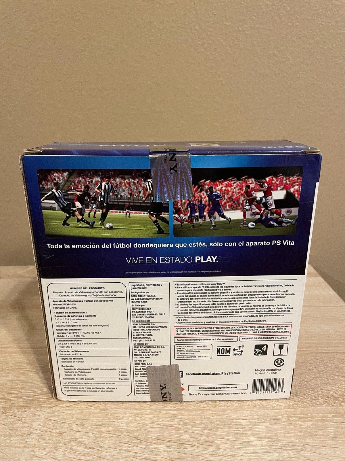 Special Edition Messi FIFA 13 – Sony PlayStation PS Vita PCH-1010 – Open Box