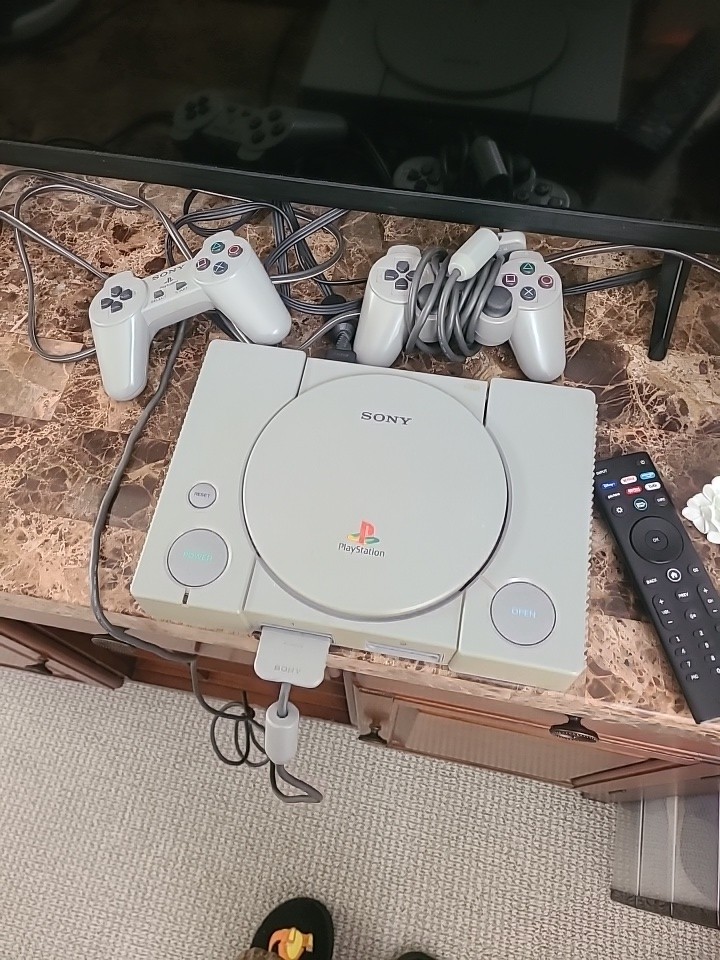 Sony PlayStation 1 PS1 Gray Home Console Bundle w/ 2 Controllers, Composite RCA