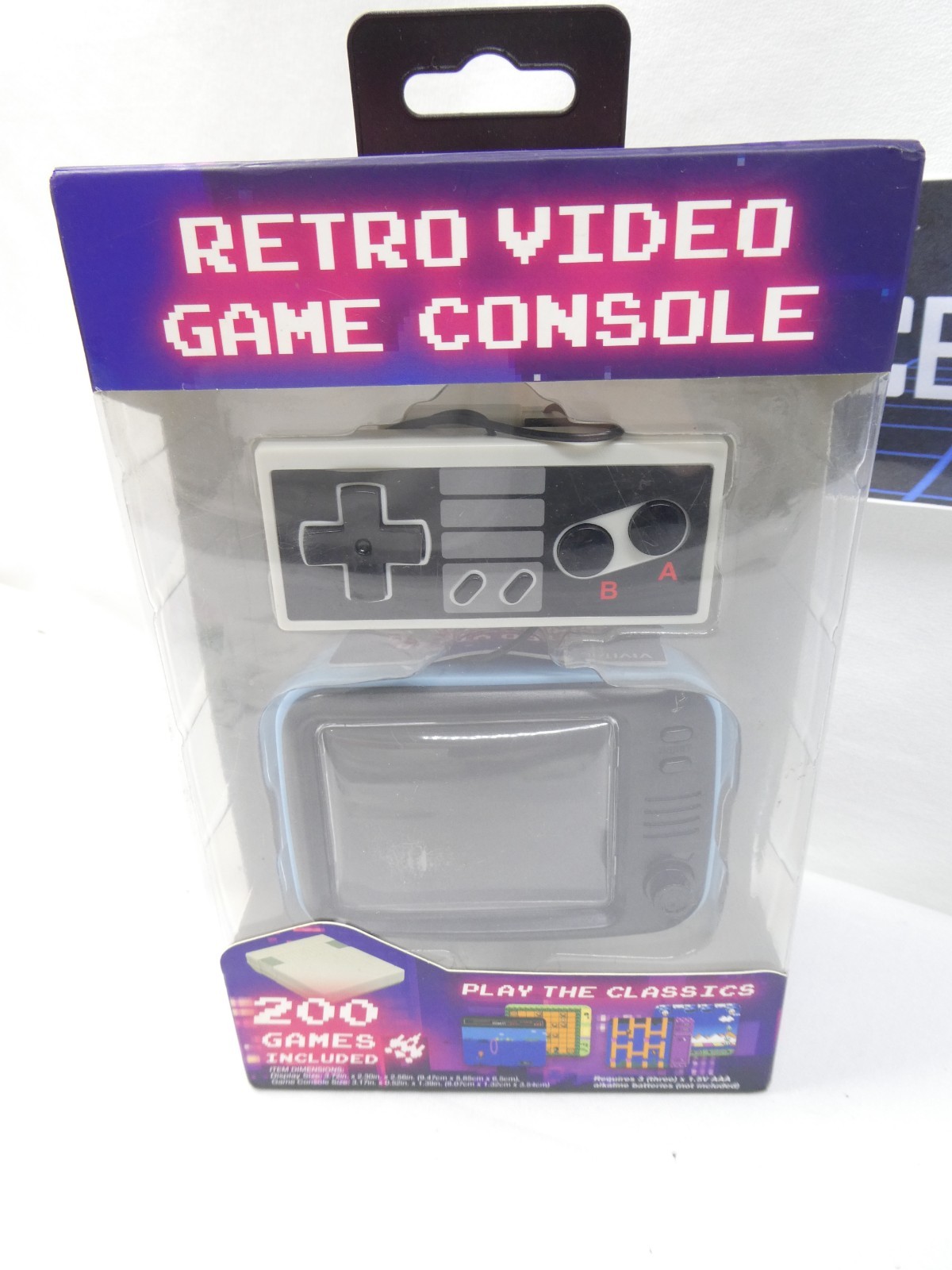 VIVITAR RETRO VIDEO GAME CONSOLE 200 GAMES 2.8 INCH SCREEN FIVE BELOW EXCLUSIVE