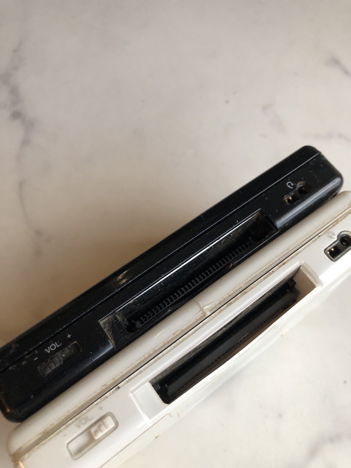 For parts Not Working 2 Nintendo DS Lite Handheld Consoles ONLY