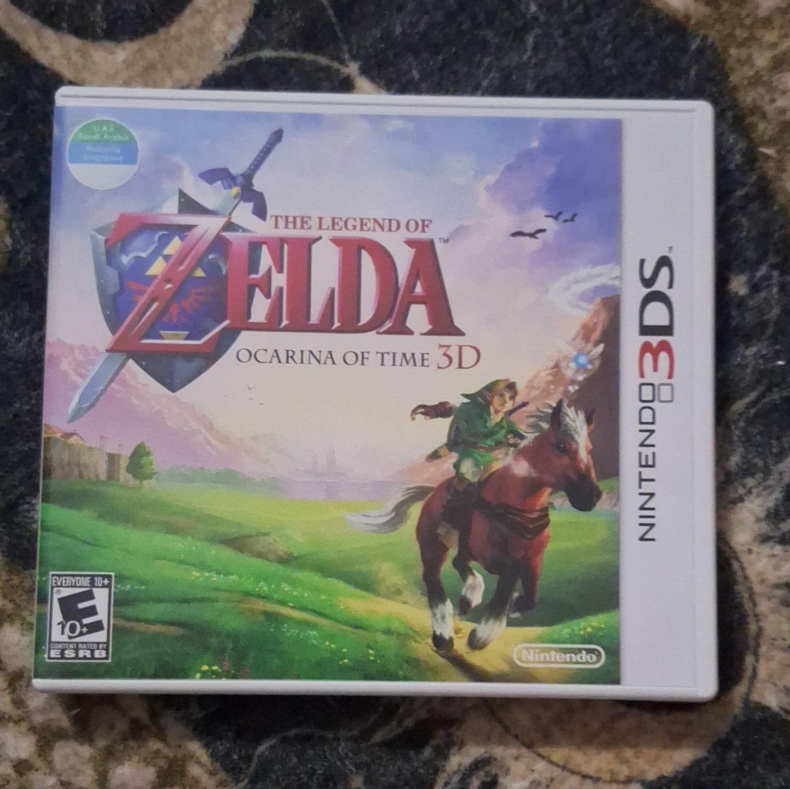 Nintendo 2DS Black Blue Dual Screen with Charger & Zelda Ocarina of Time 3D