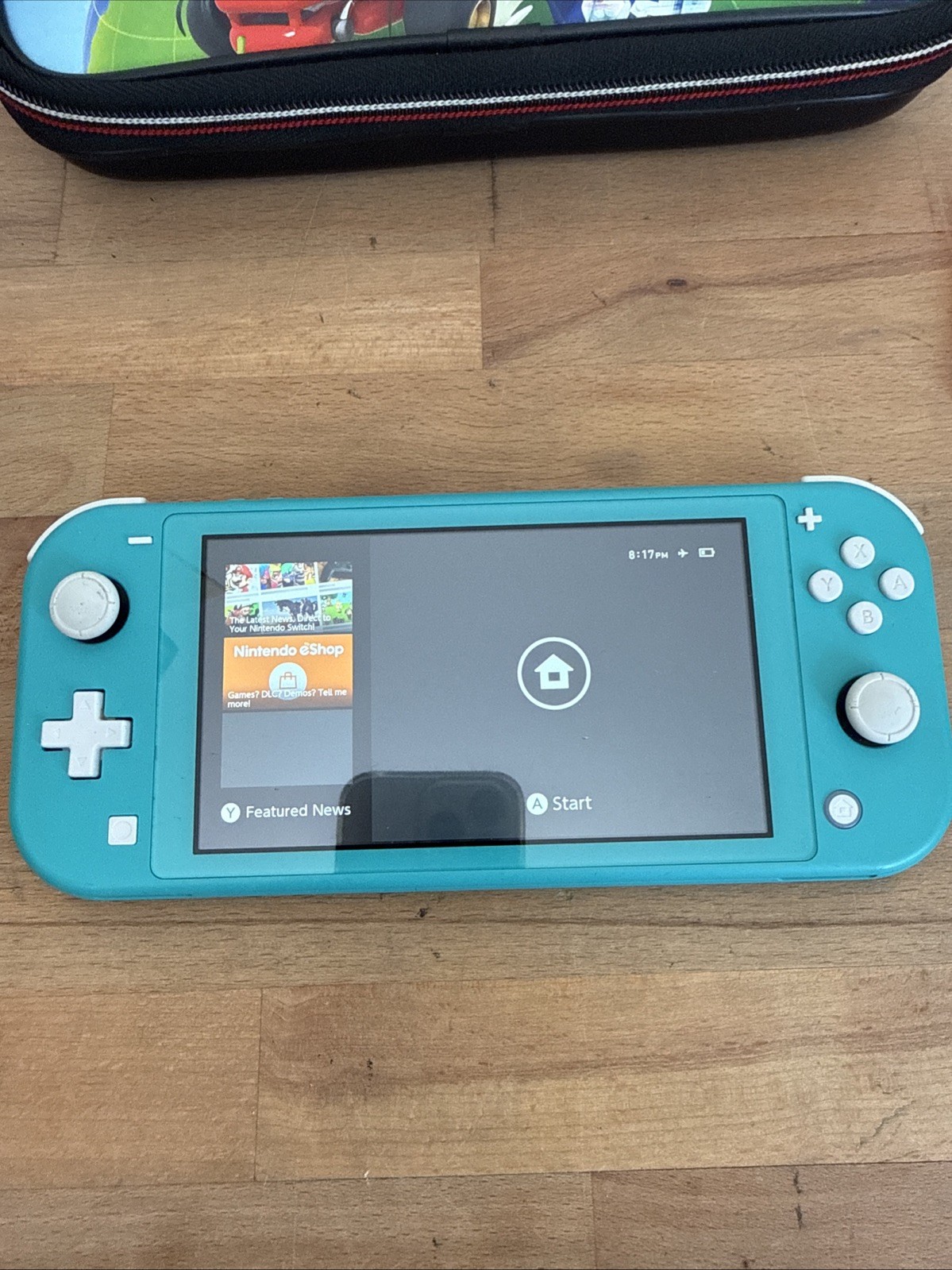 Switch Lite Turquoise Works Great Case + Mariokart Deluxe 8/Minecraft Bundle