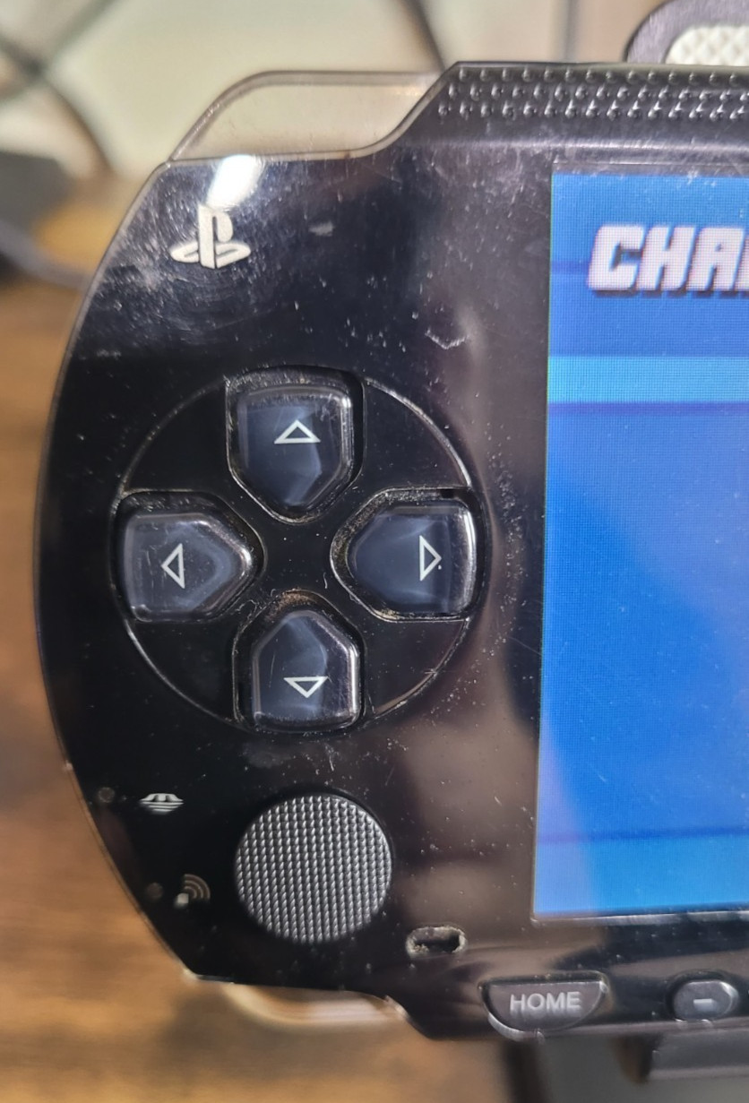 Sony PSP 1000 Black Console Only Tested Working Reads Discs No Battery Charger