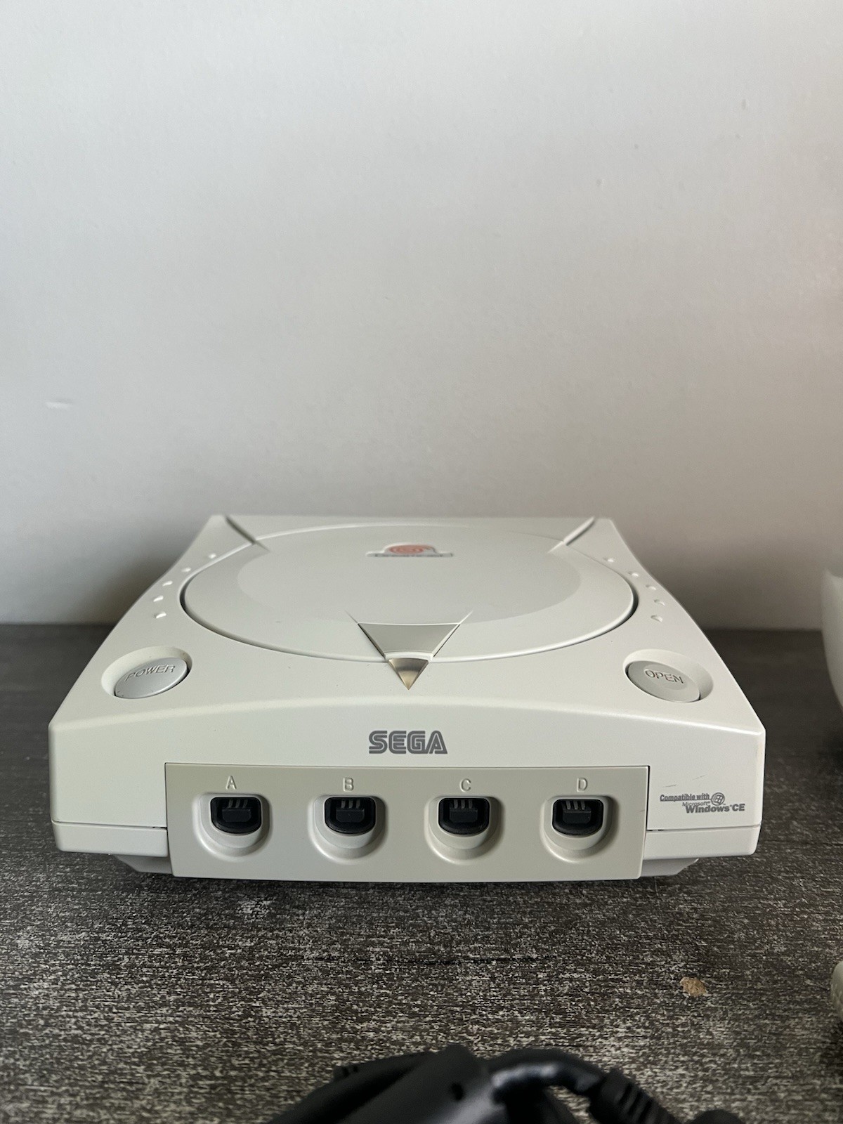 Works But Read – Sega Dreamcast Console Bundle With 2 OEM Controller & Cords