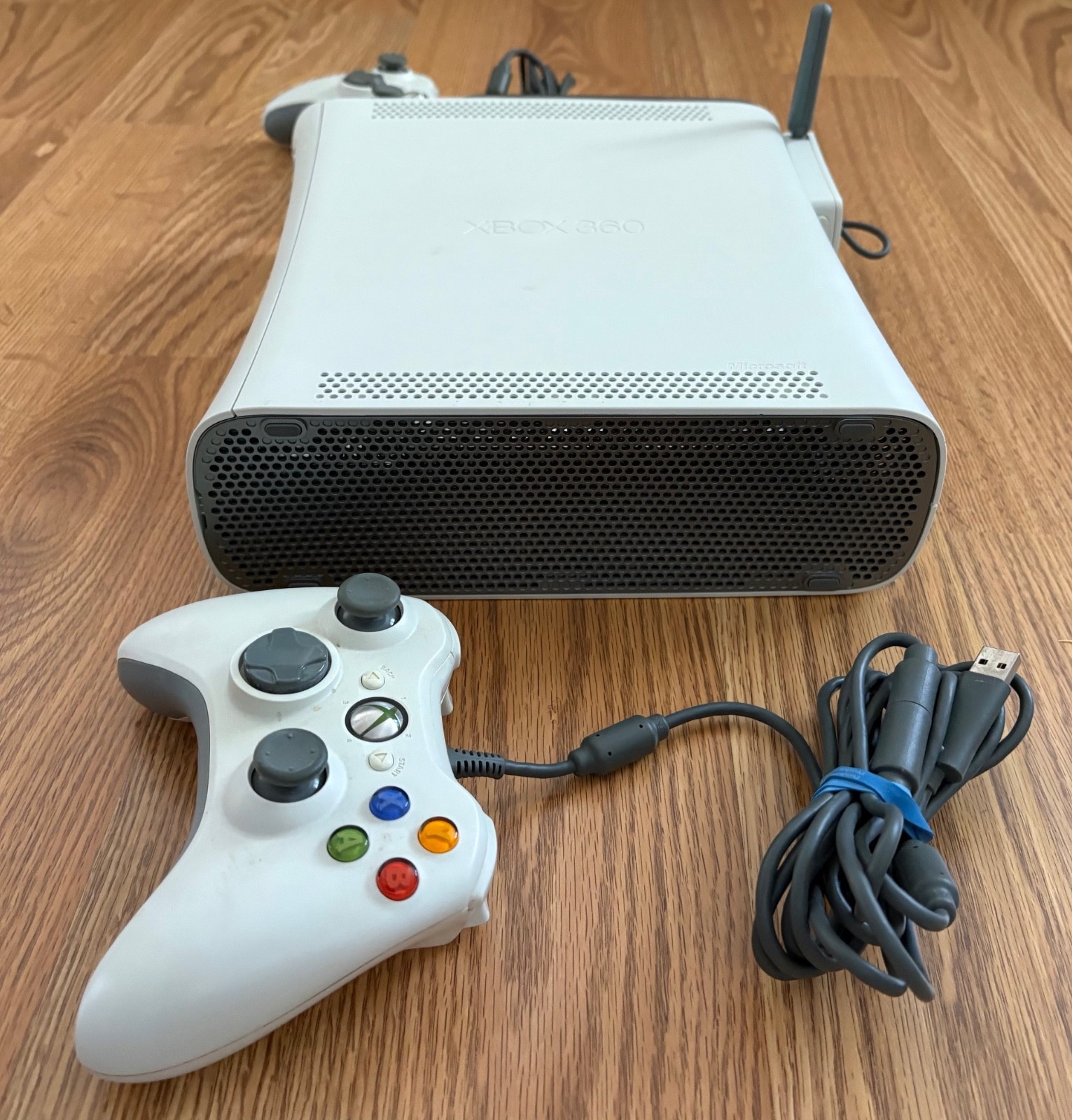 Microsoft XBox 360 console w/2 controllers & 11 games, power supply – BUNDLE