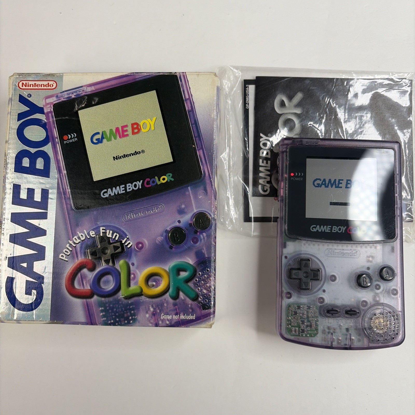 Nice! Nintendo OEM GameBoy Color Atomic Purple Console Complete In Box CGB-001