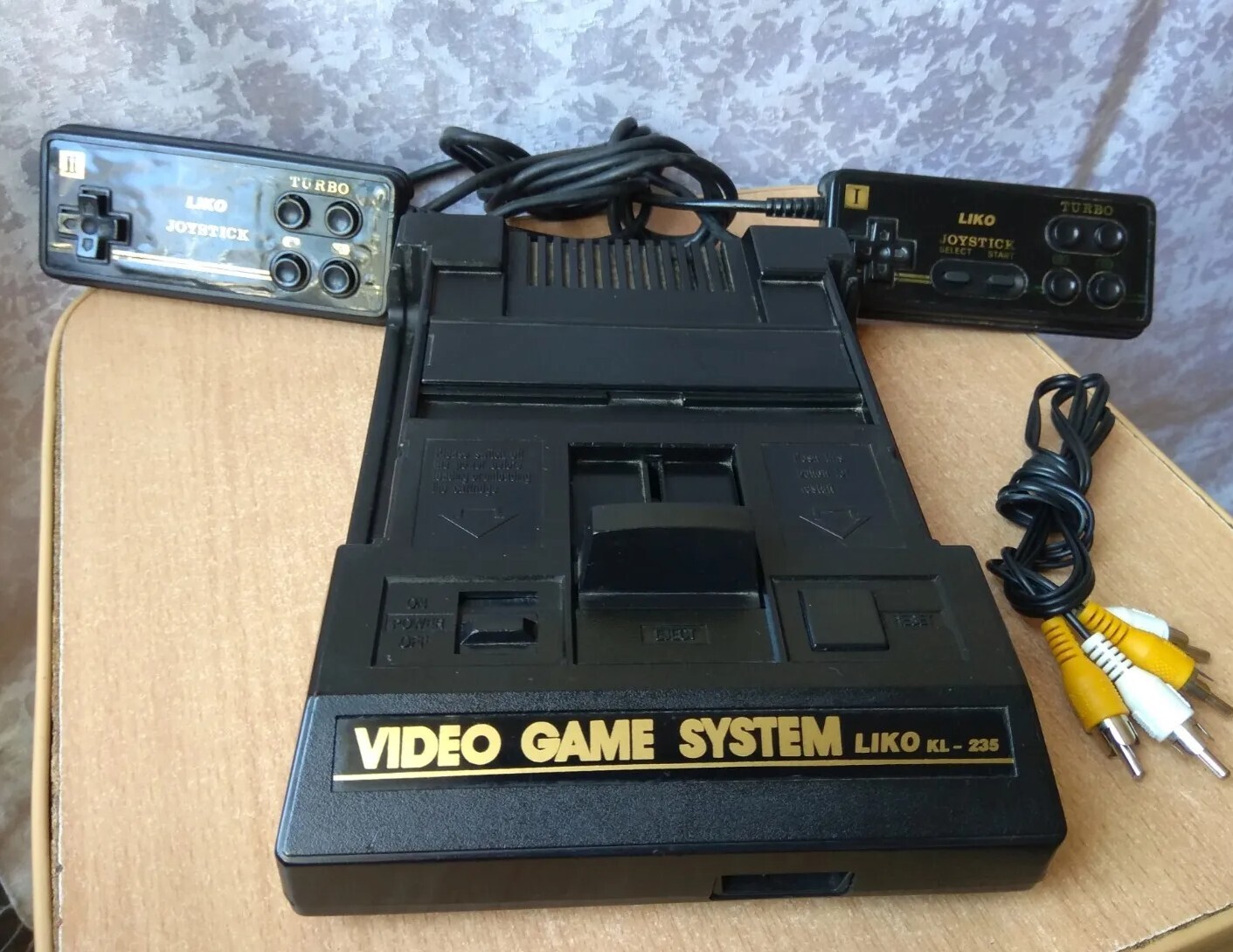 RARE Vintage retro 1990s video game toy console Dendy liko kl 235