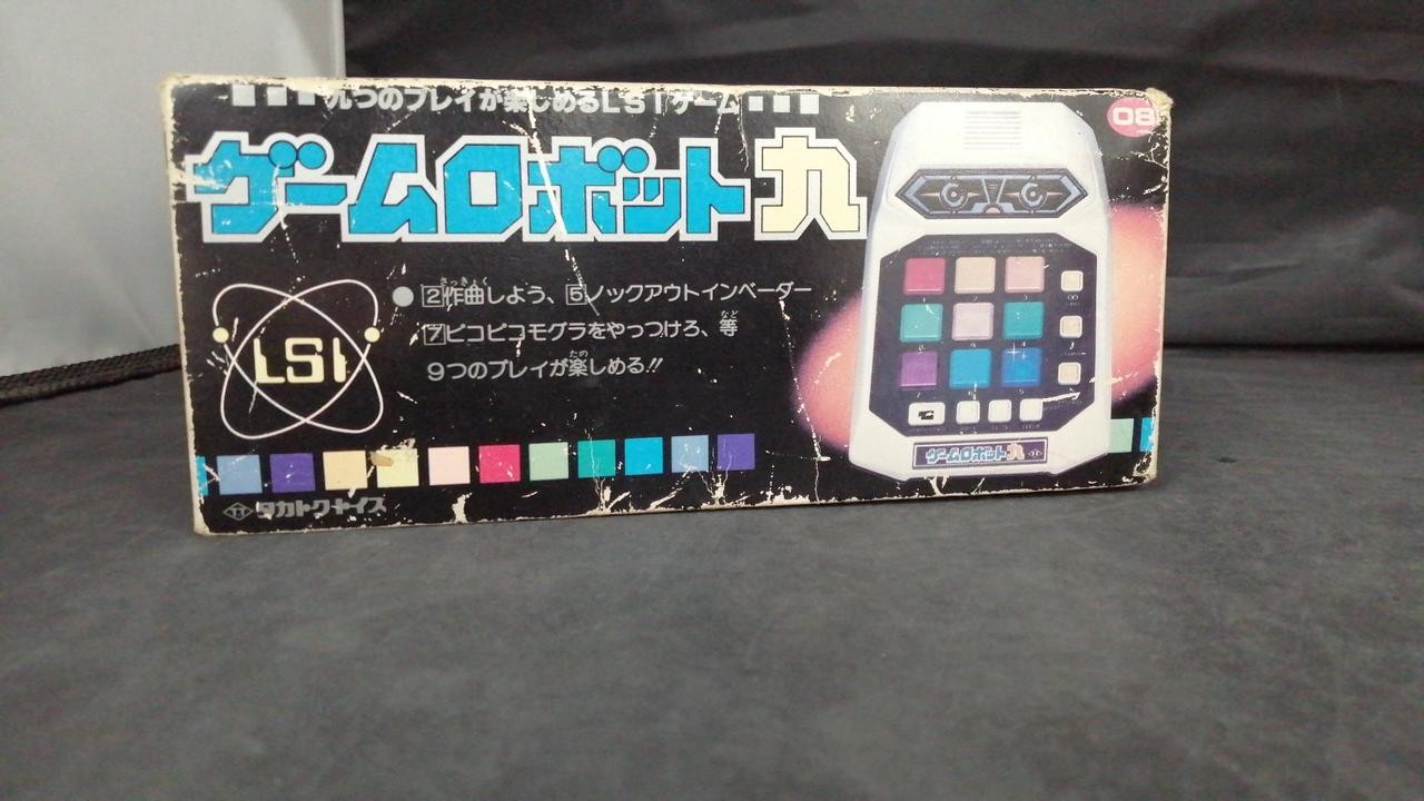 Game Console Model Game Robot Nine Takayoku Toys