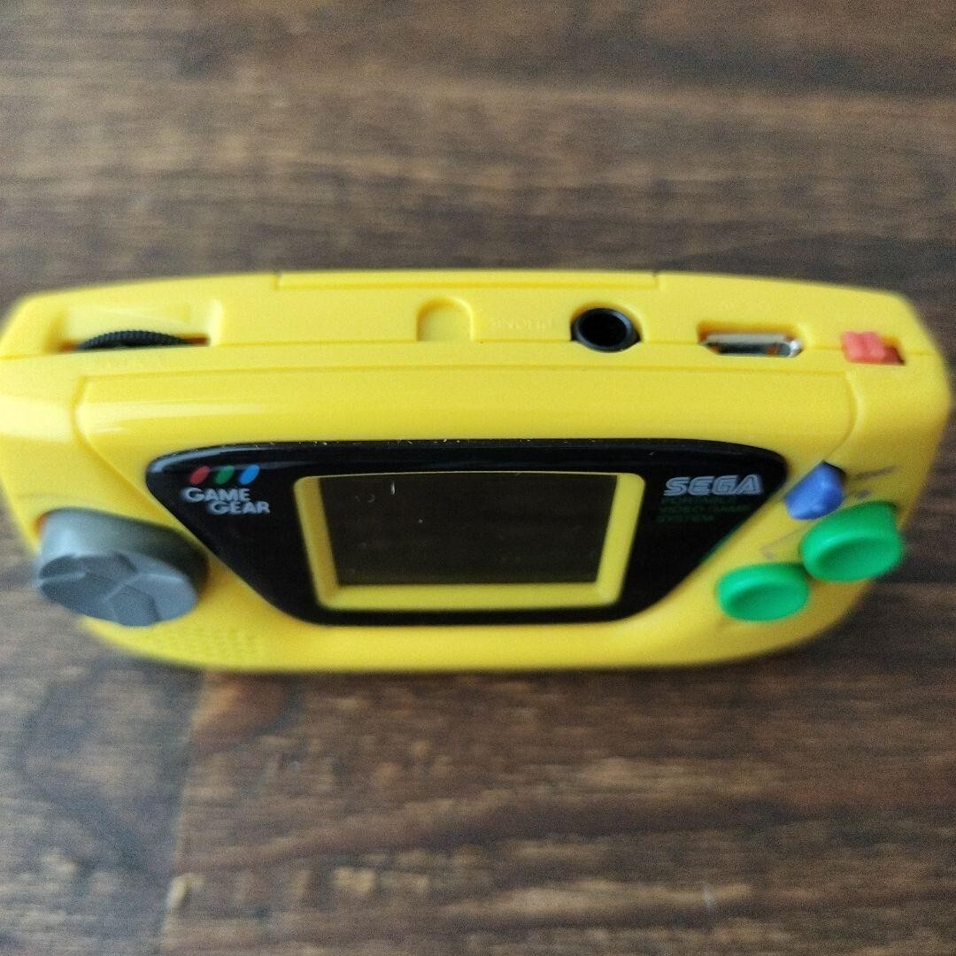 Sega Game Gear Micro Mini yellow 4 collection Games Preloaded Japan