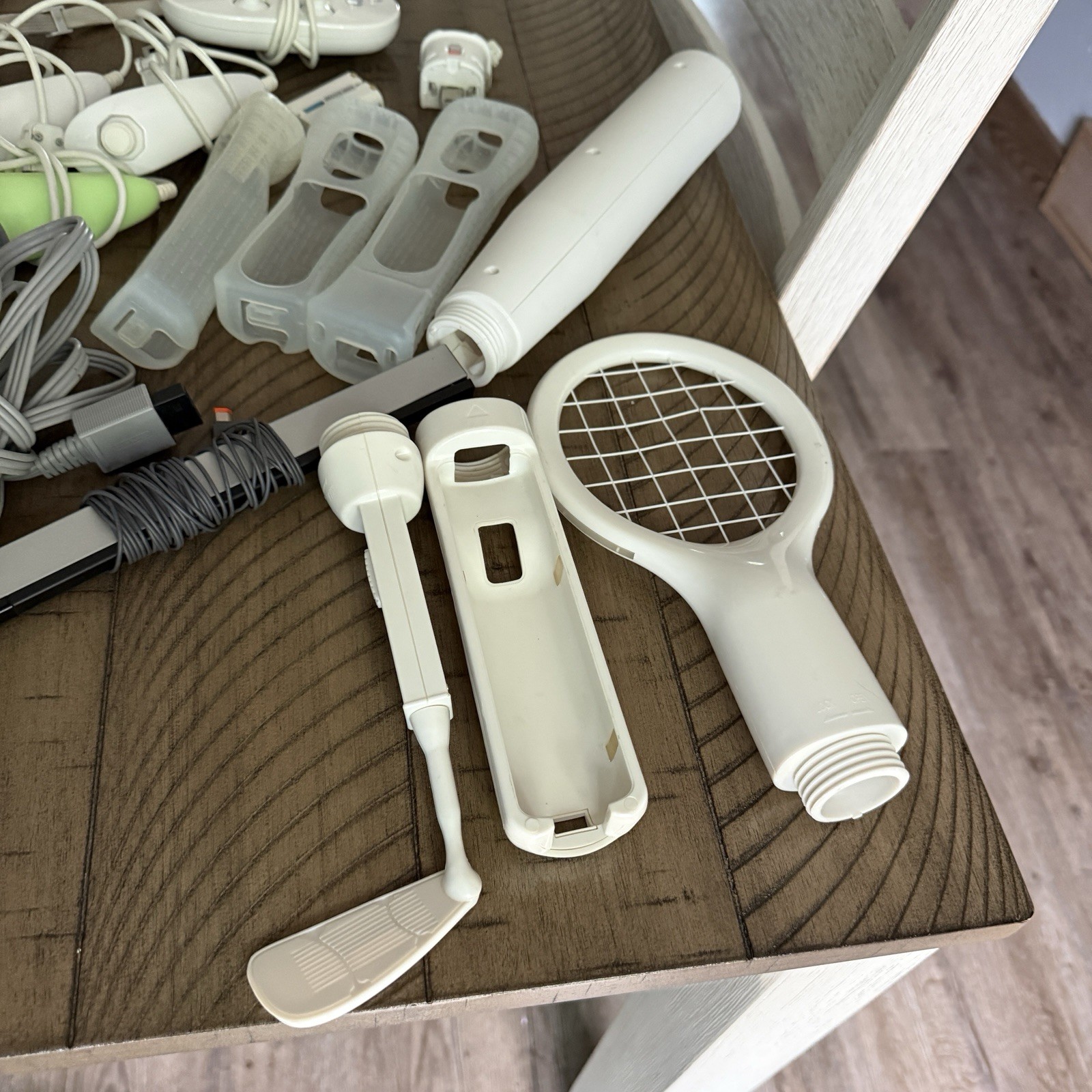 Nintendo Wii Console Bundle Tested 4 Remotes 3 Nunchuks MotionPlus Sports