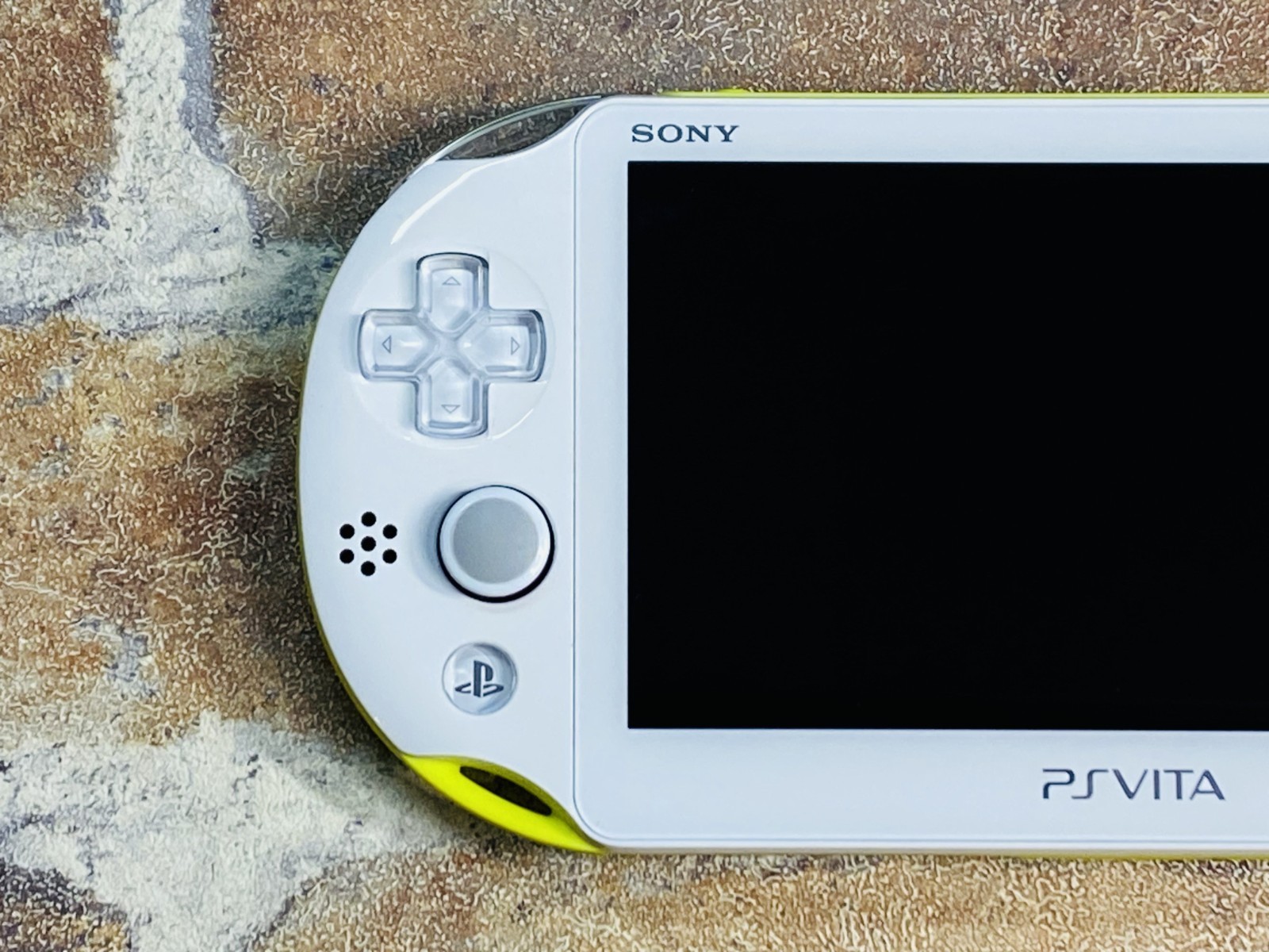 Sony PS Vita Lime Green/White PCH 2000 ZA13 Playstation Charger 16GB Tested Ex