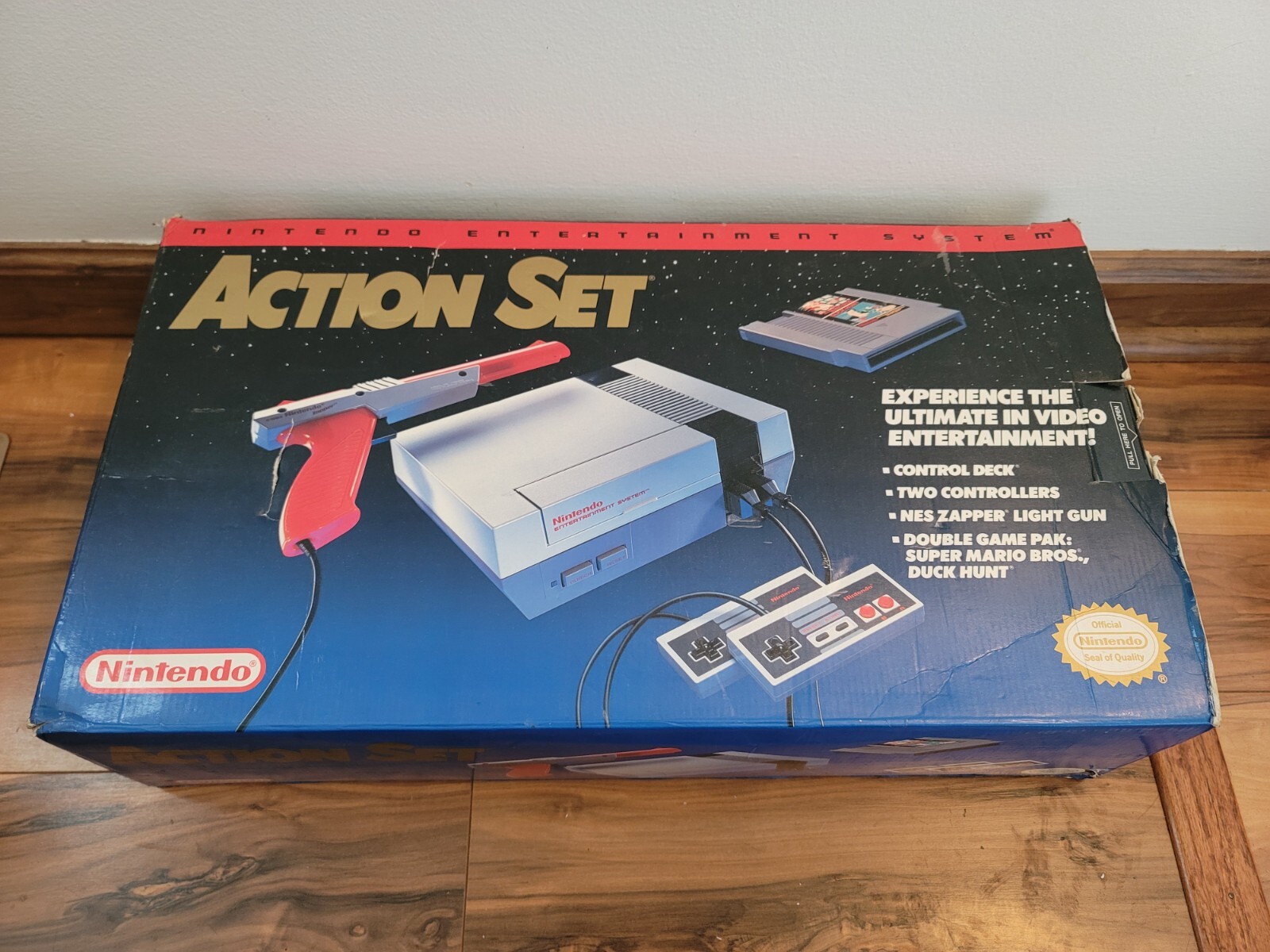Nintendo NES System Console Action Set Blue Box CIB Complete In Box 5 Tested