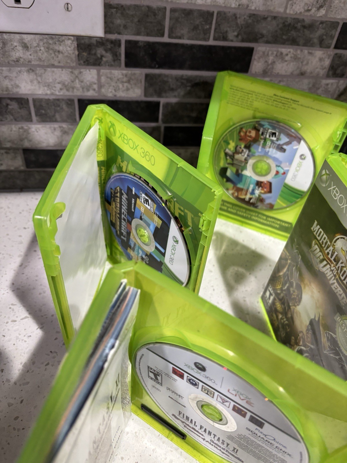 Xbox 360 Pro? White Lot With 13 Games Tested Working *READ*