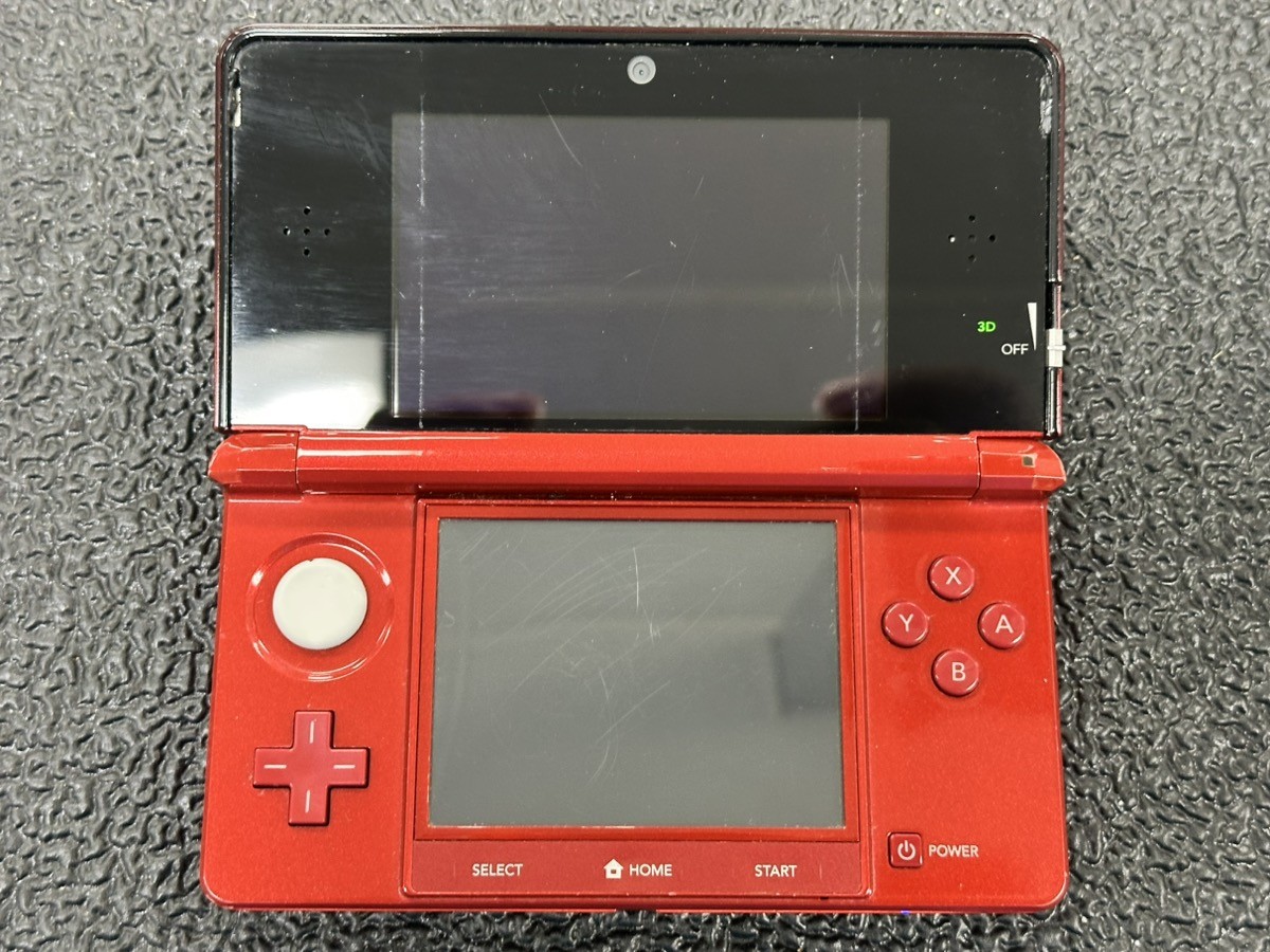 Nintendo 3DS Handheld Console System – Flame Red – CTR-001 (PD1124755)